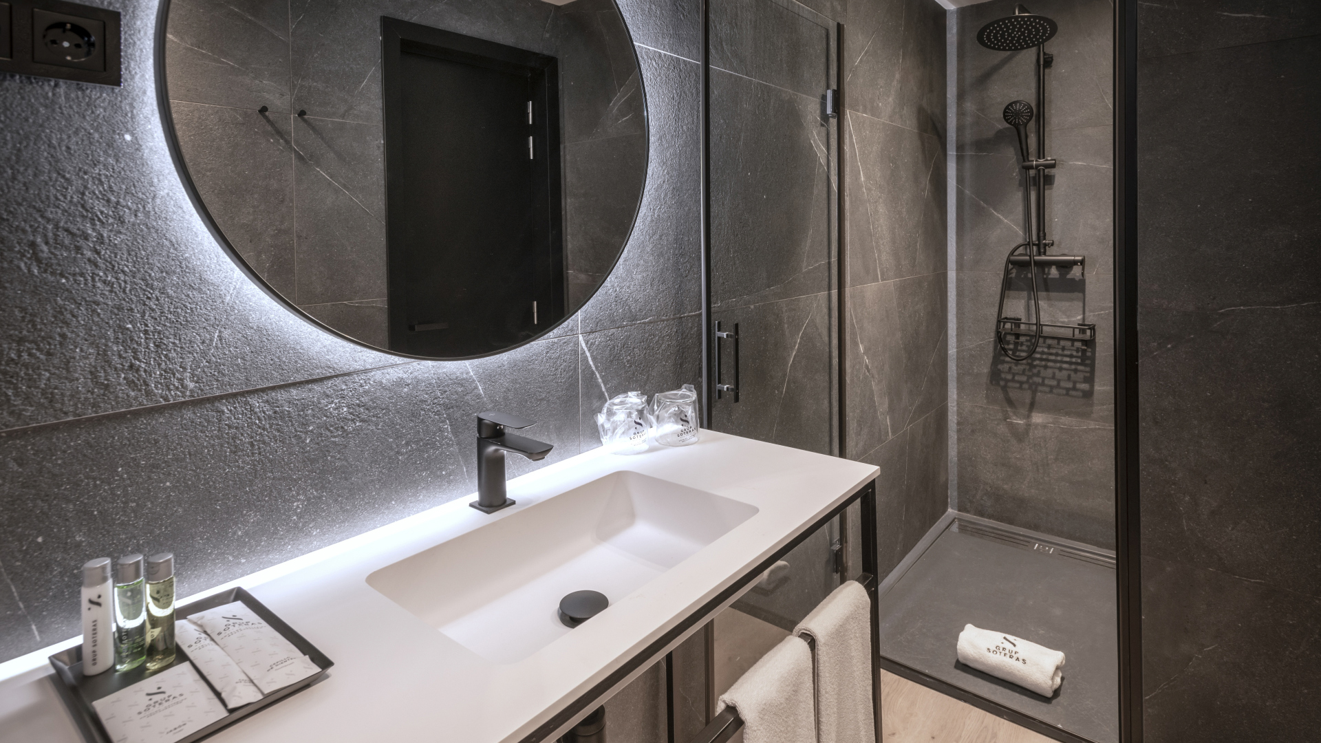 Double or Twin Executive Sea View