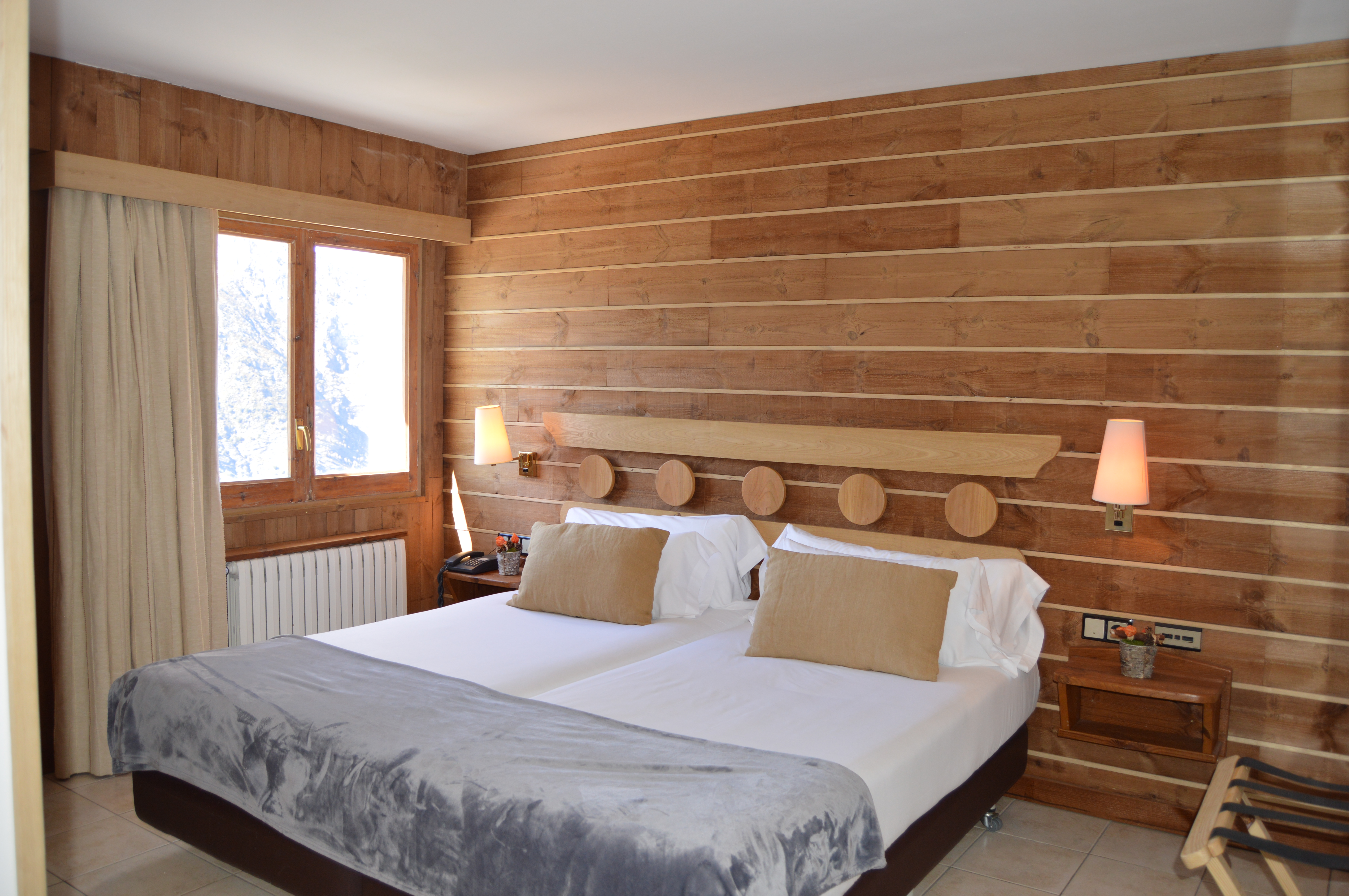 Double or Twin Deluxe