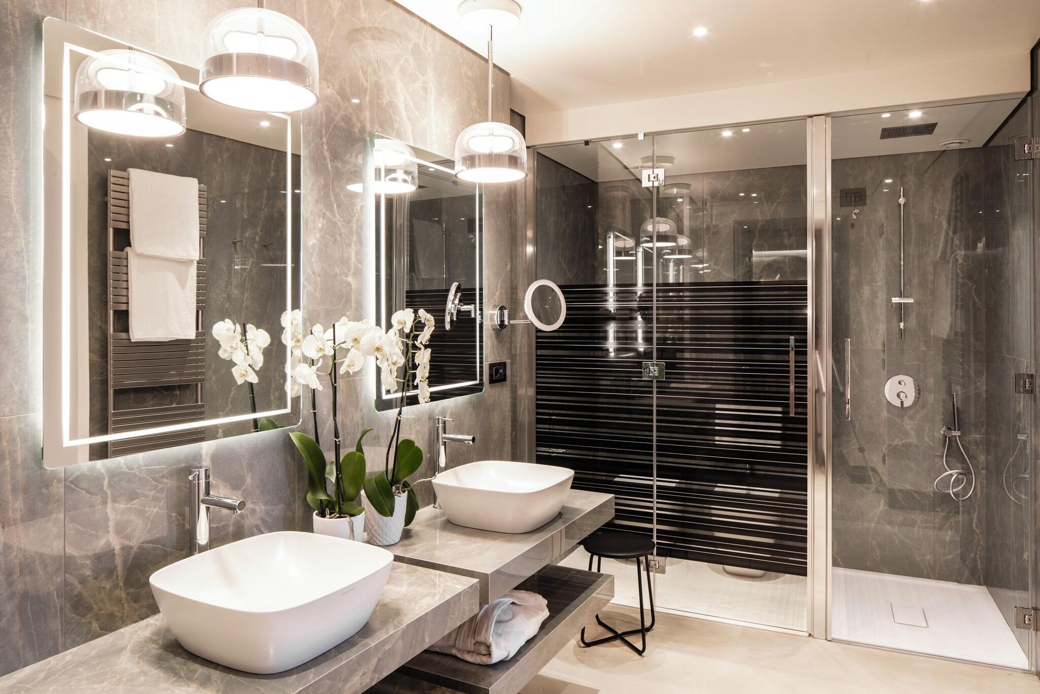 Suite with Double Bed