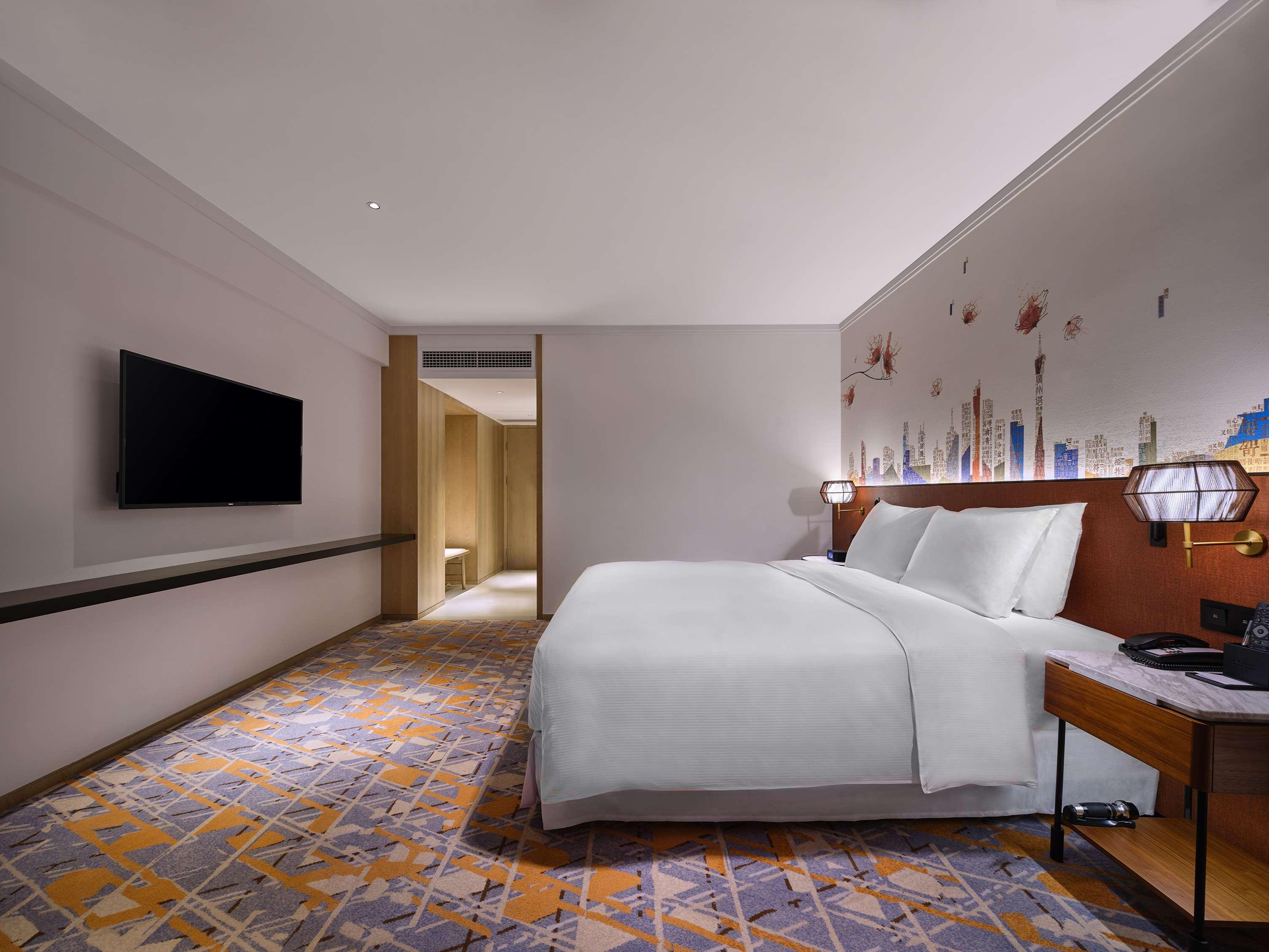 Suite King Bed One Bedroom 