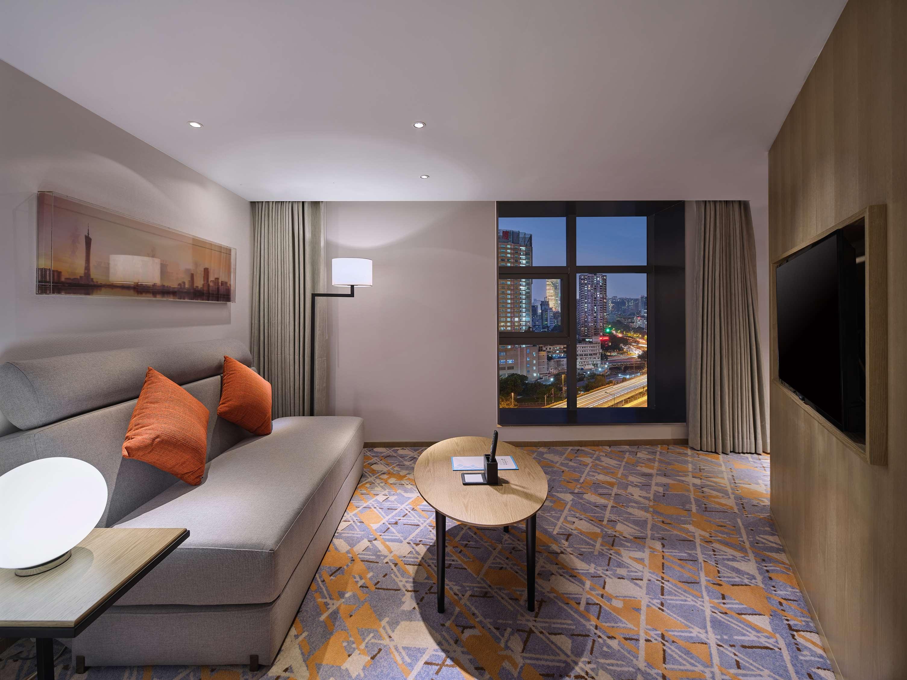 Suite King Bed One Bedroom 