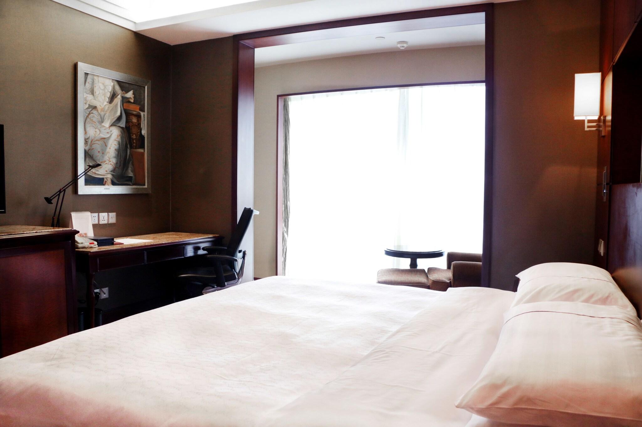 Double Superior King Bed