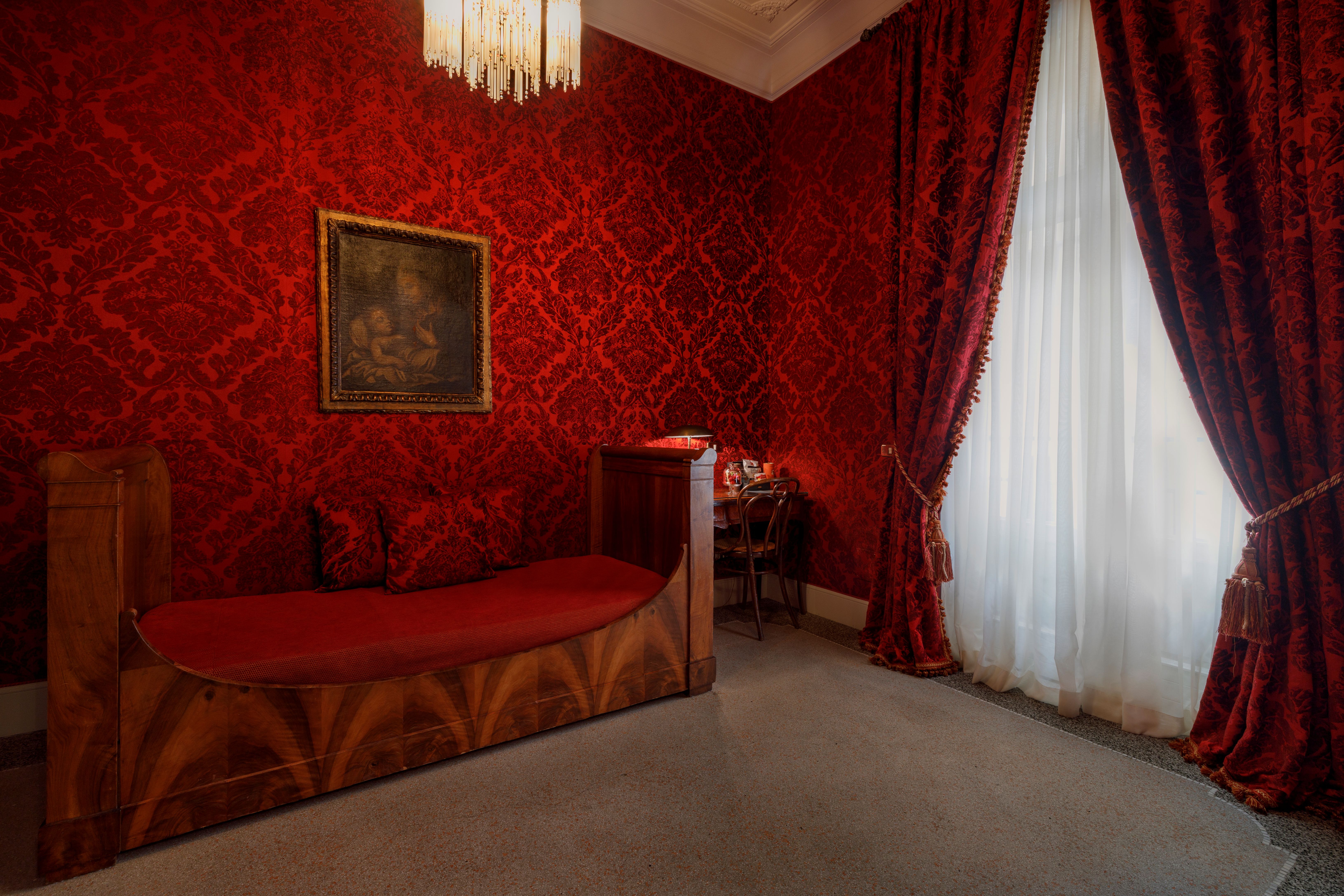 Junior Suite Standard