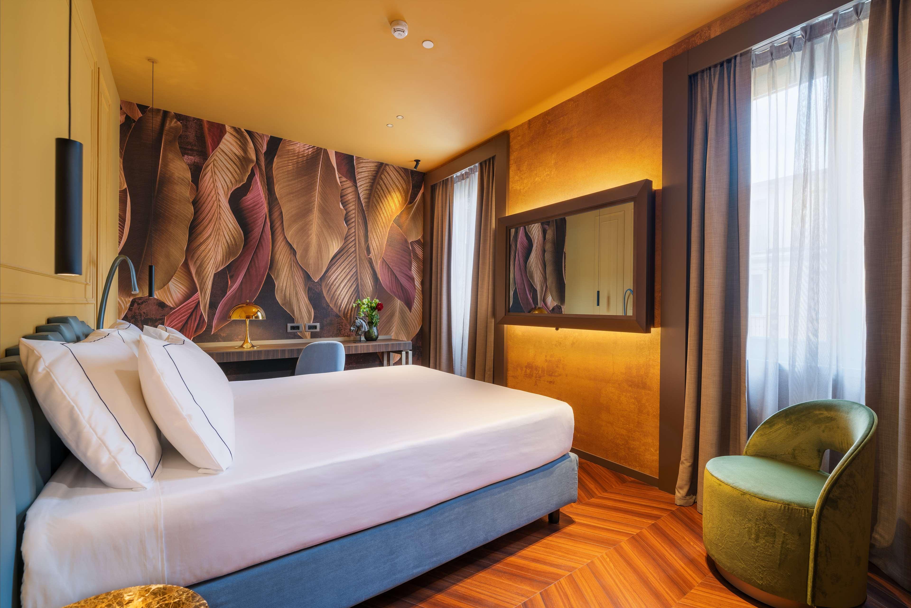 Double Deluxe King Bed