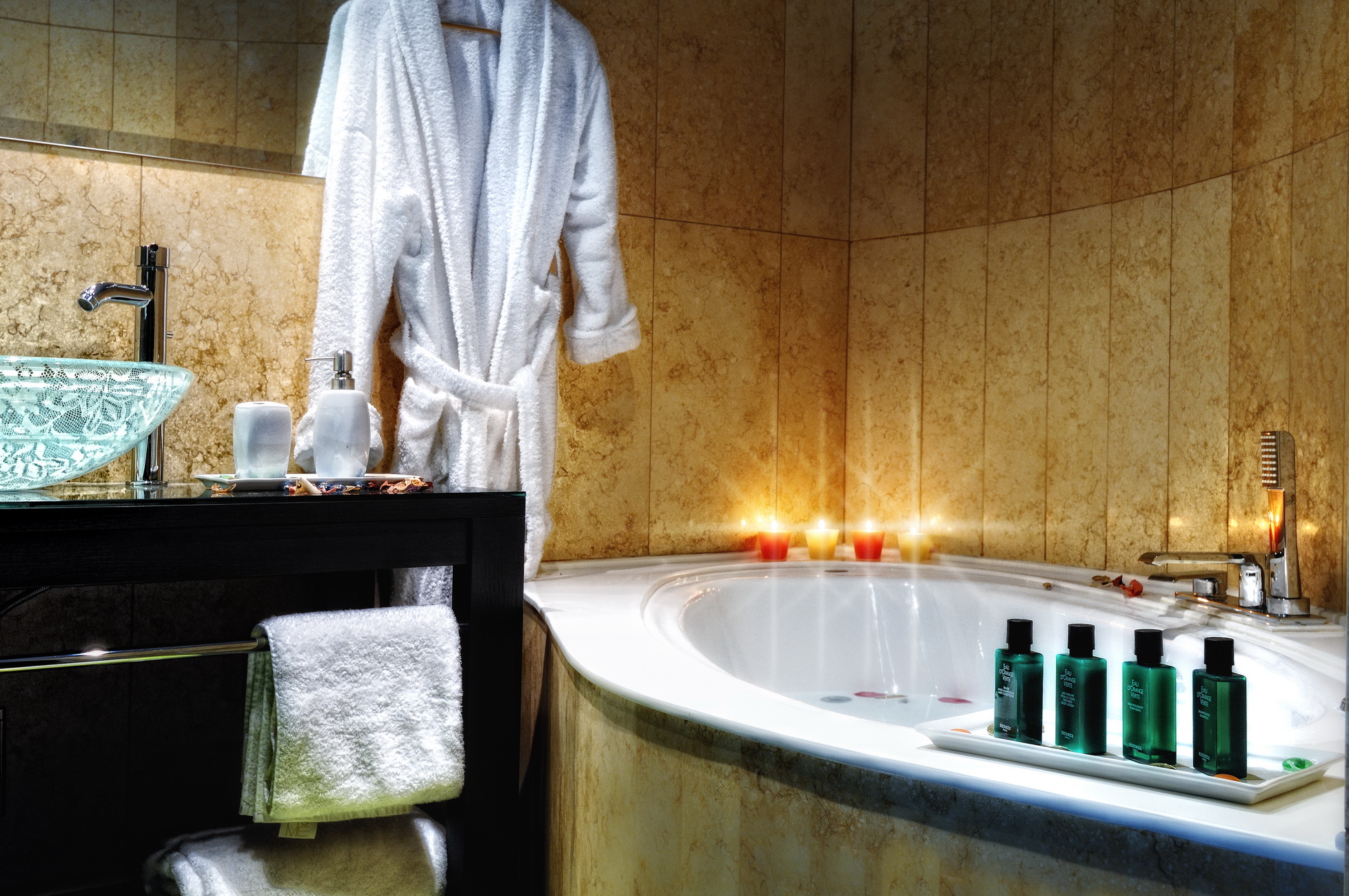 Suite Deluxe City View