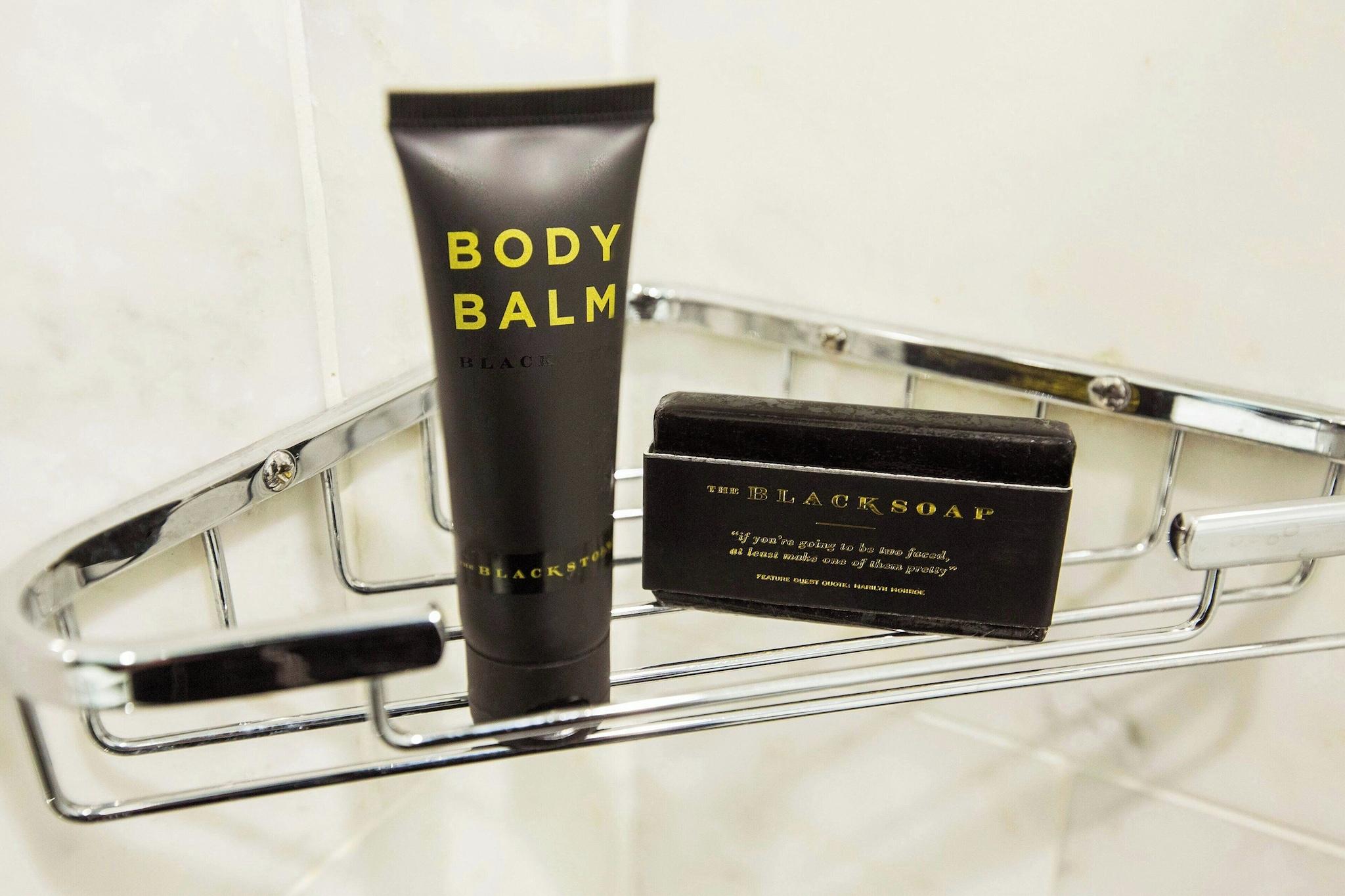 Double Queen Size Bed