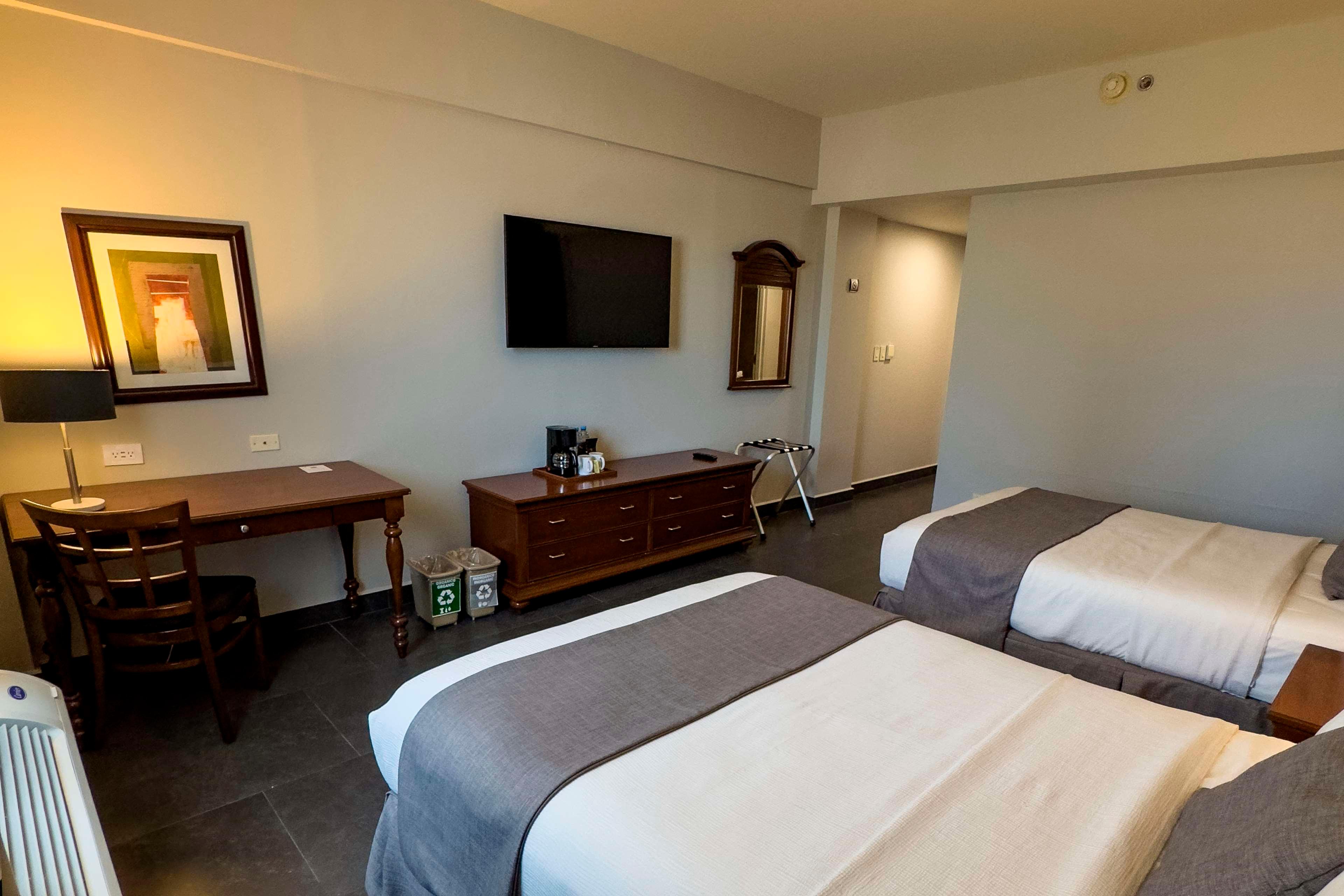 Quadruple Two Double Beds