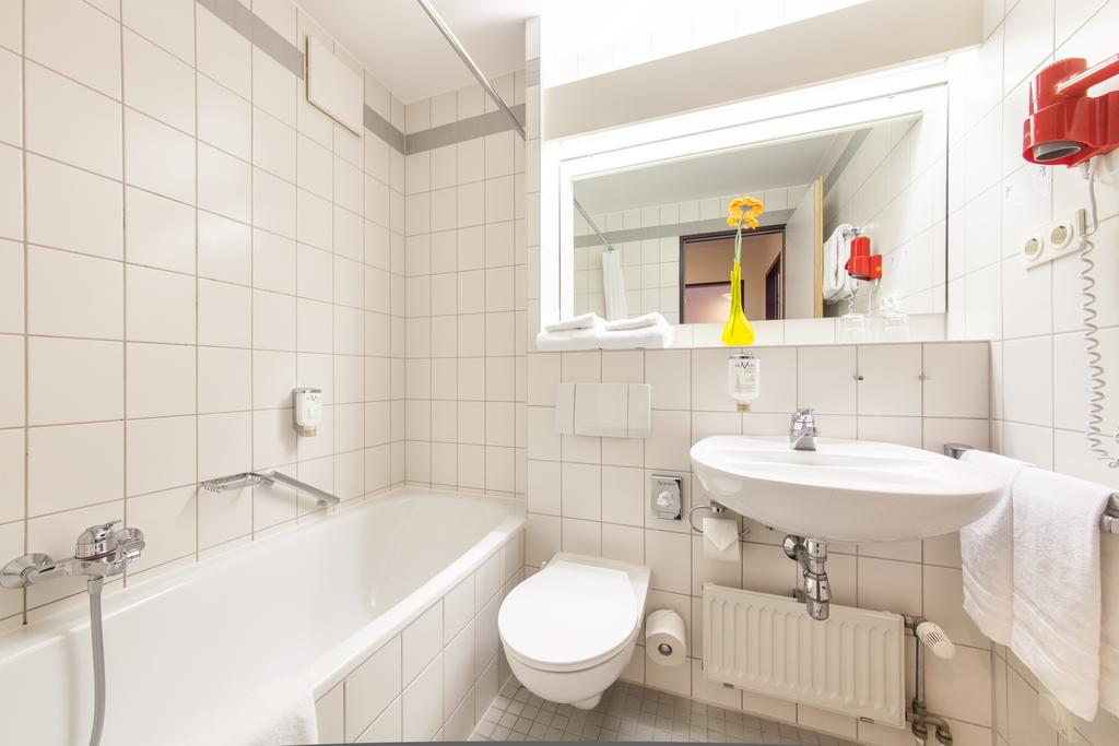 Apartment Capacity 3