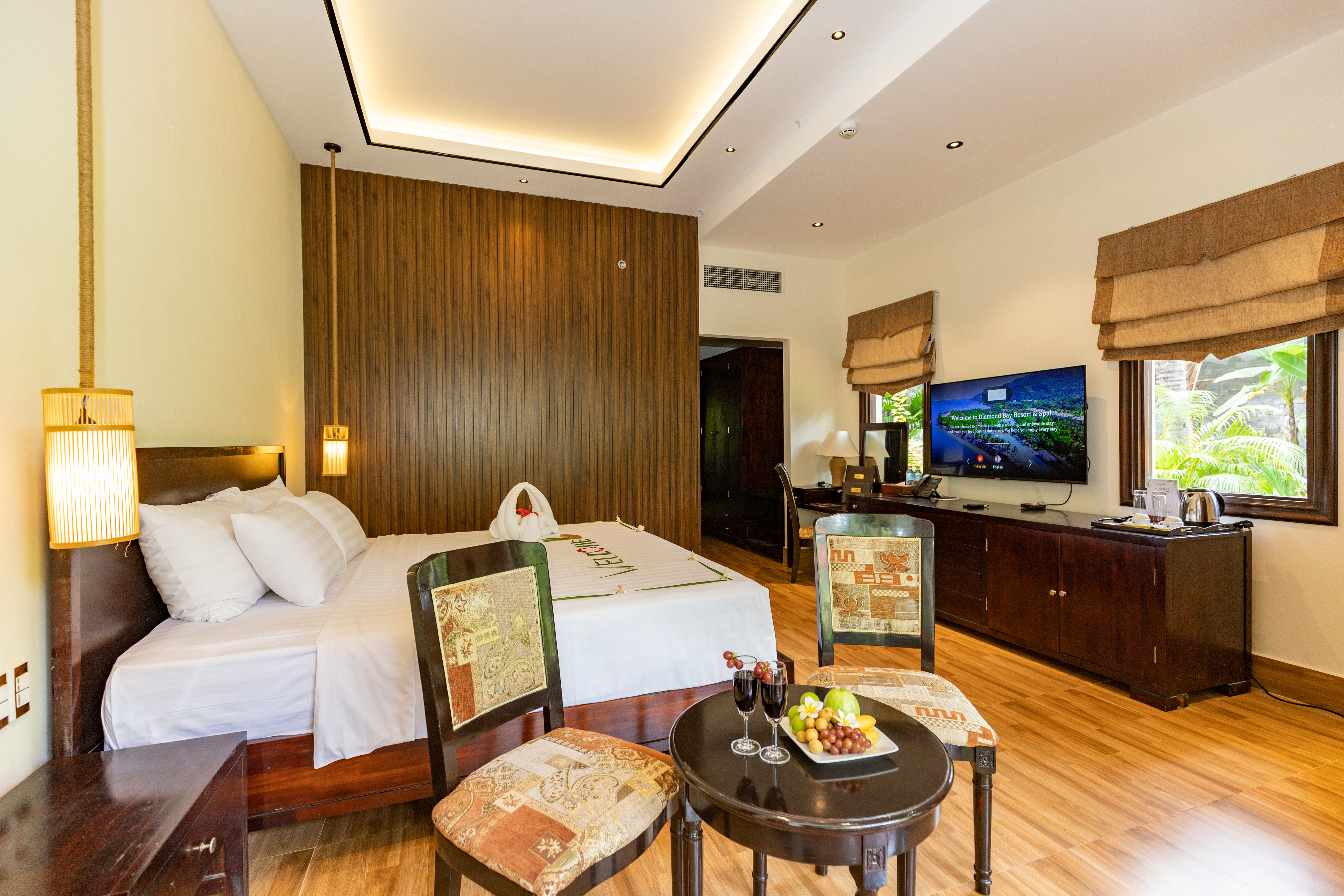 Bungalow Garden View