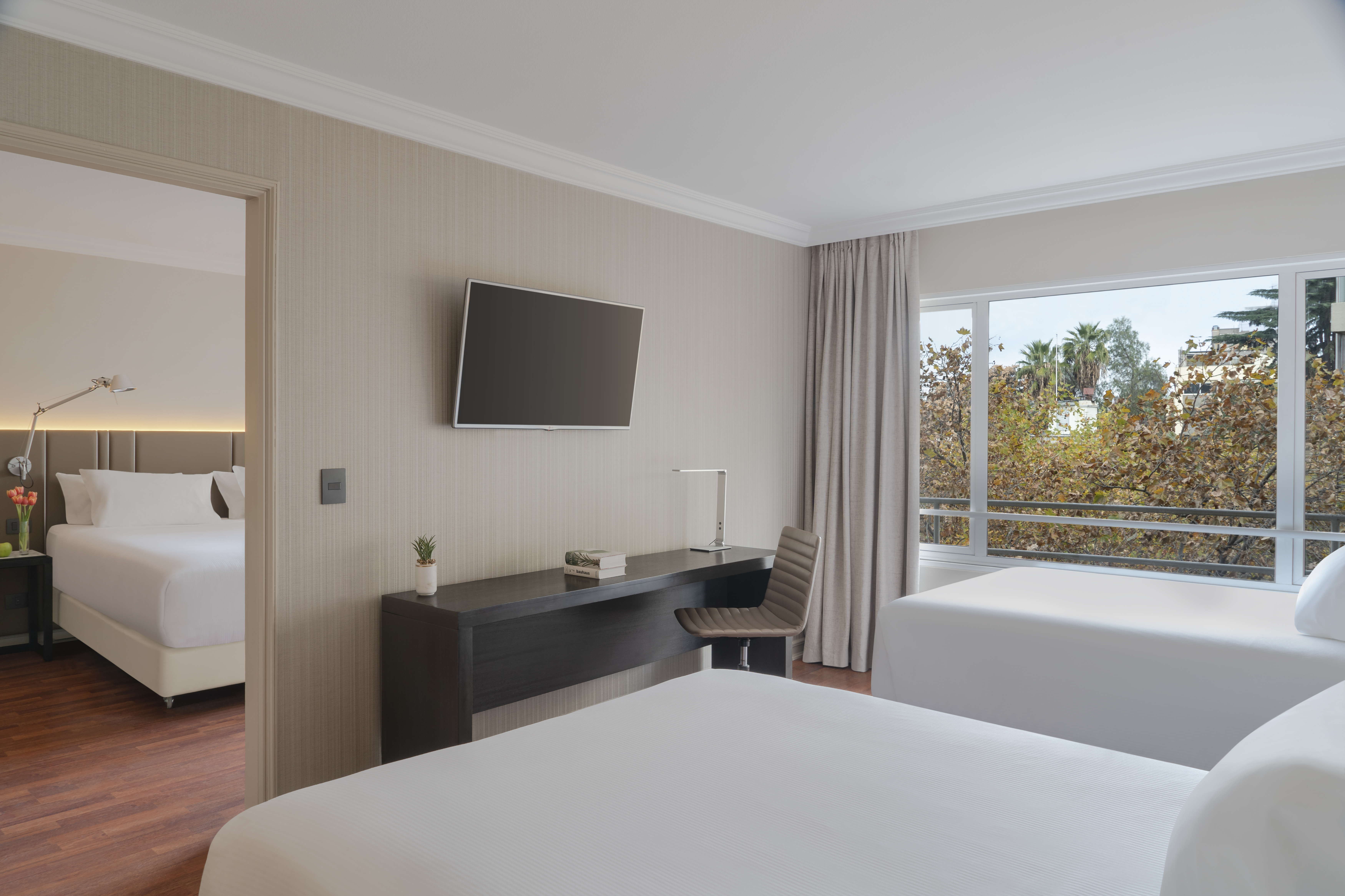 Family Room Capacity 4