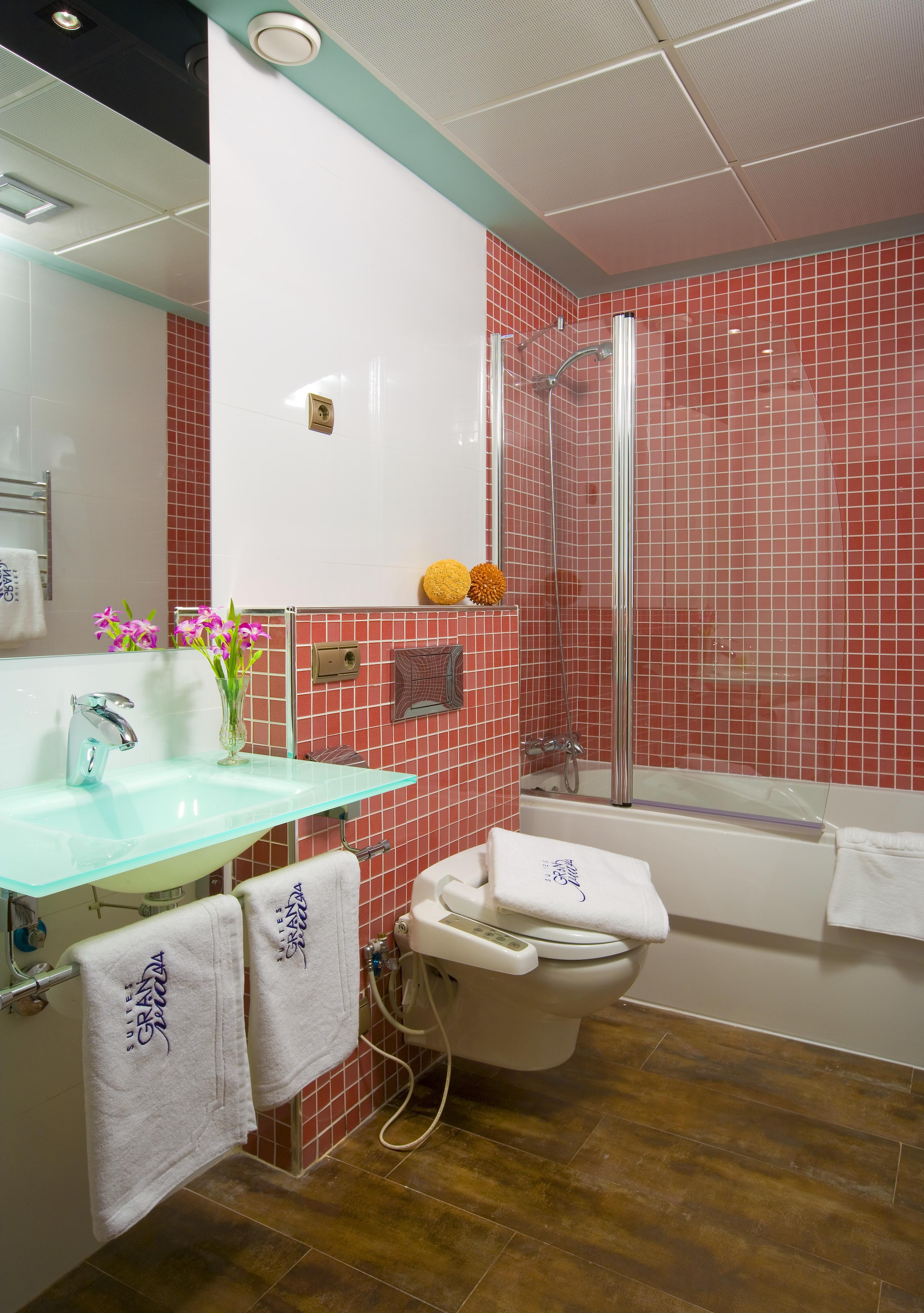 Suite One Bedroom One Bathroom