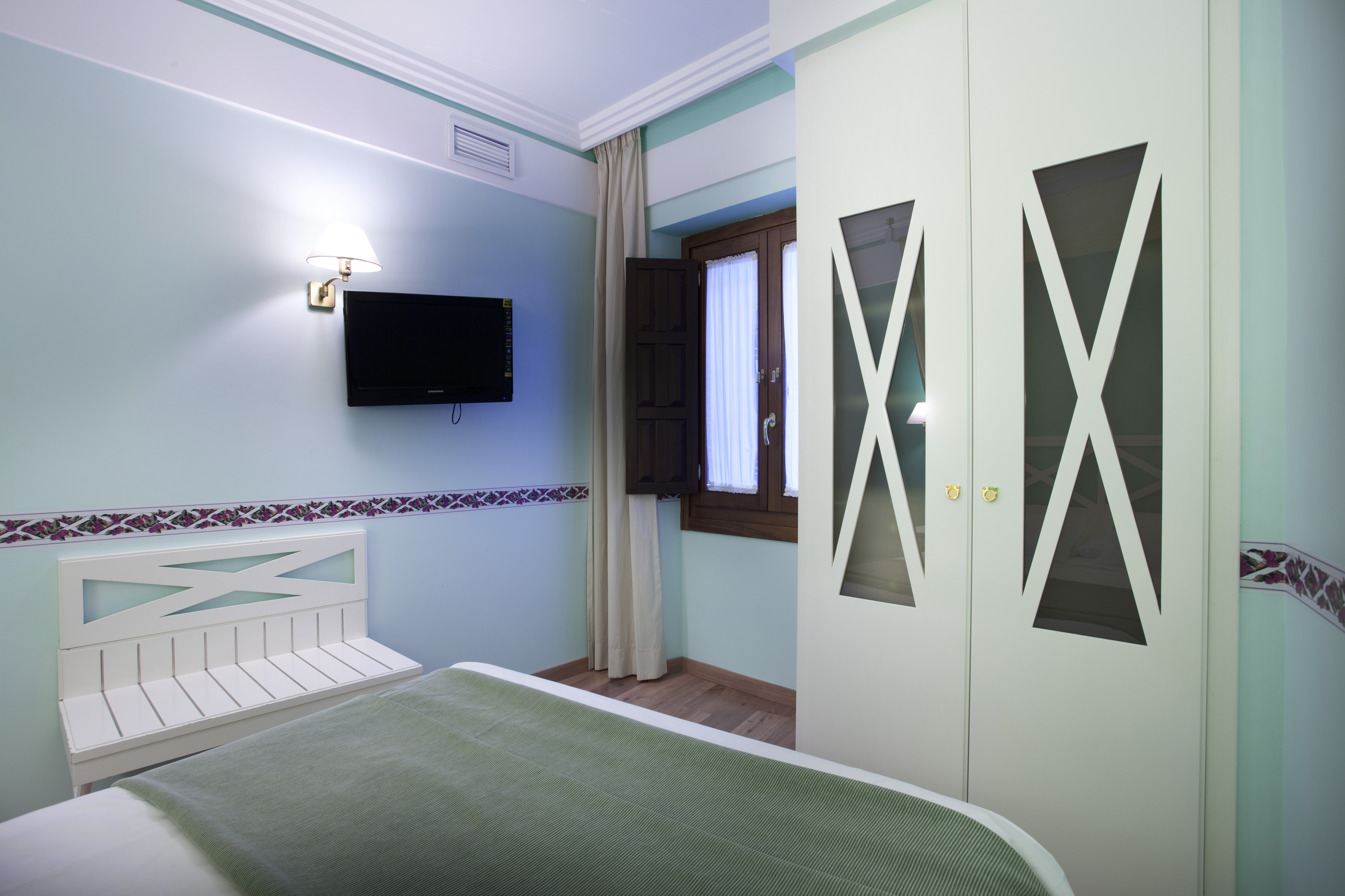 Suite Capacity 4 Two Bedrooms