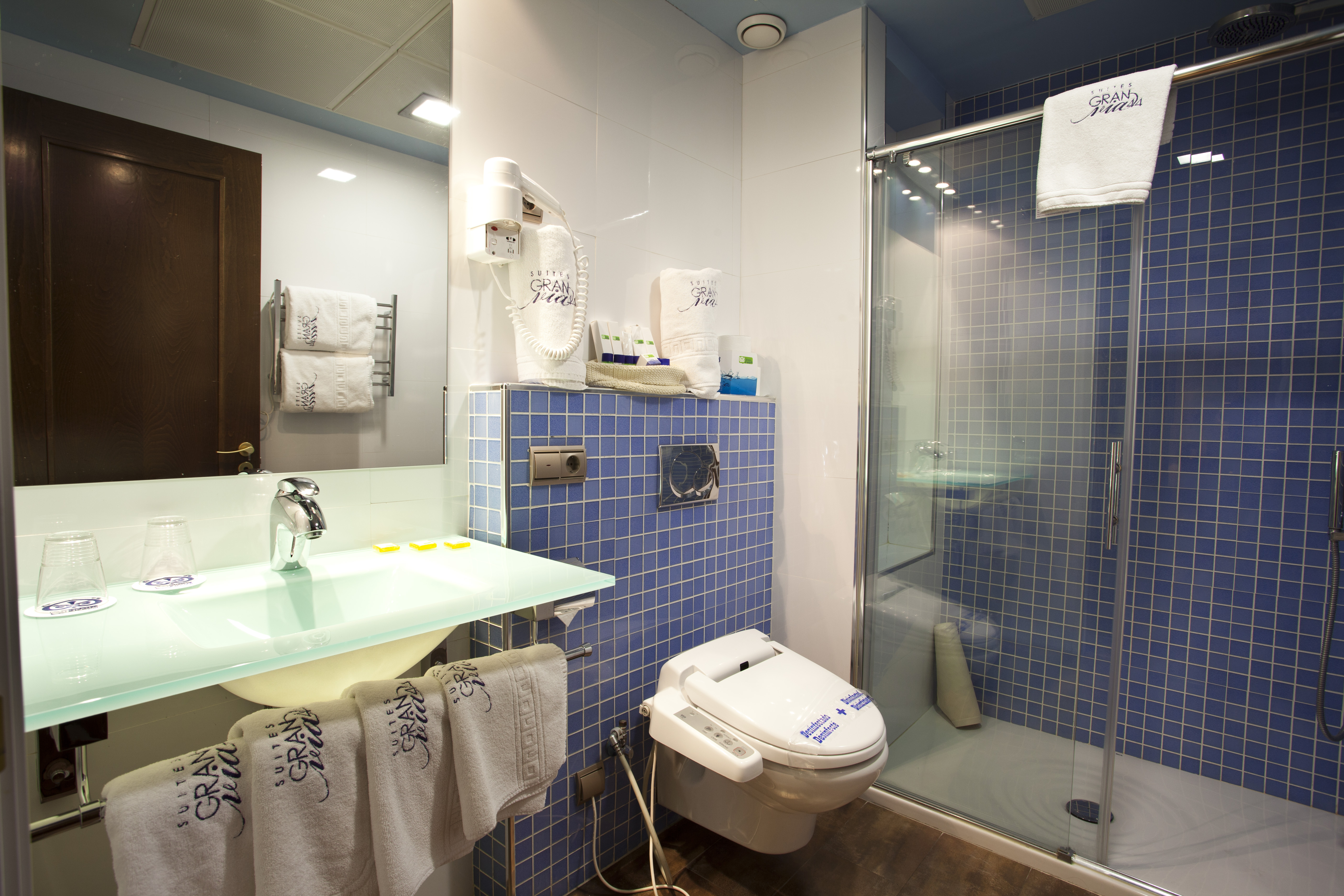 Suite Capacity 4 Two Bedrooms