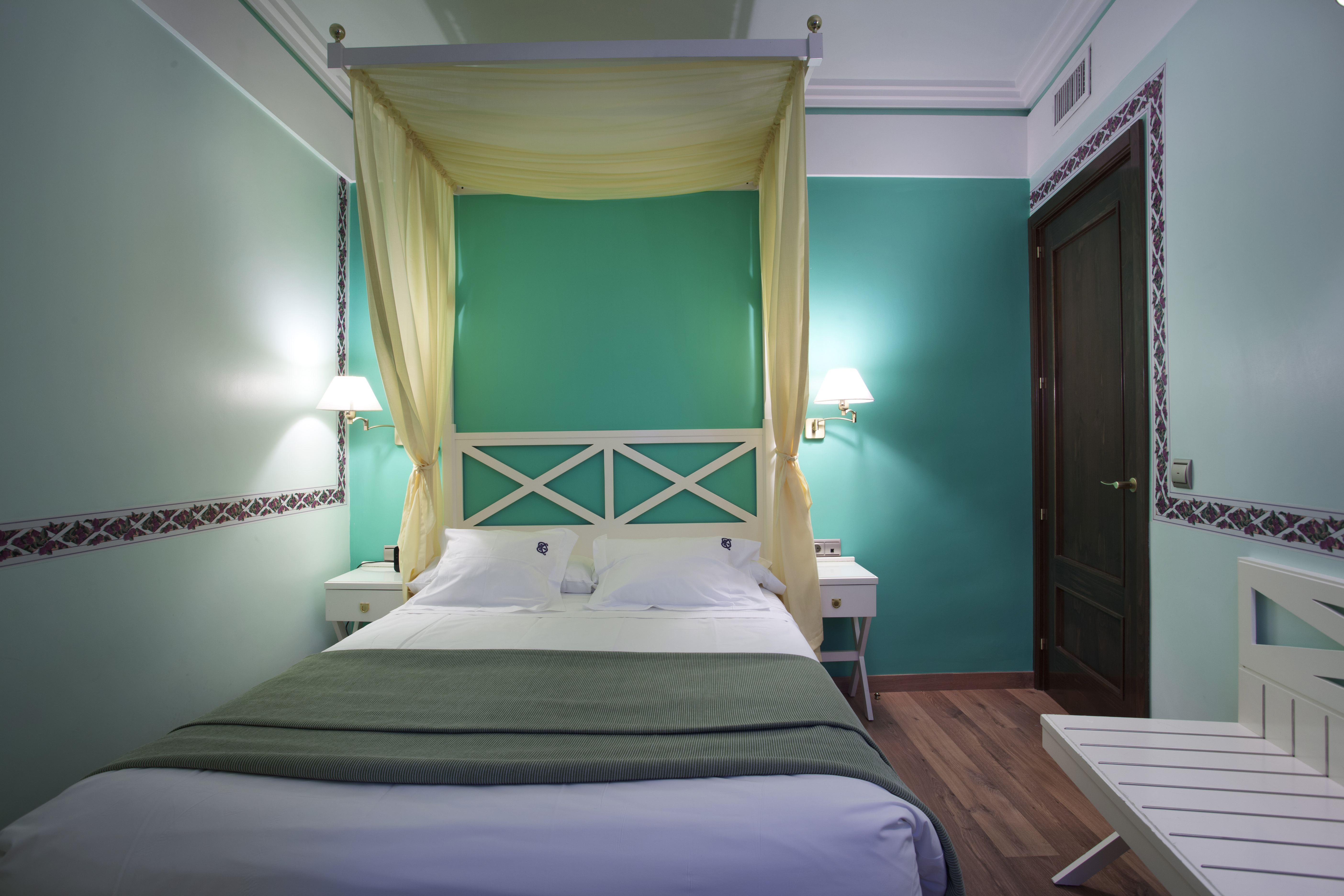 Suite Capacity 5 Two Bedrooms