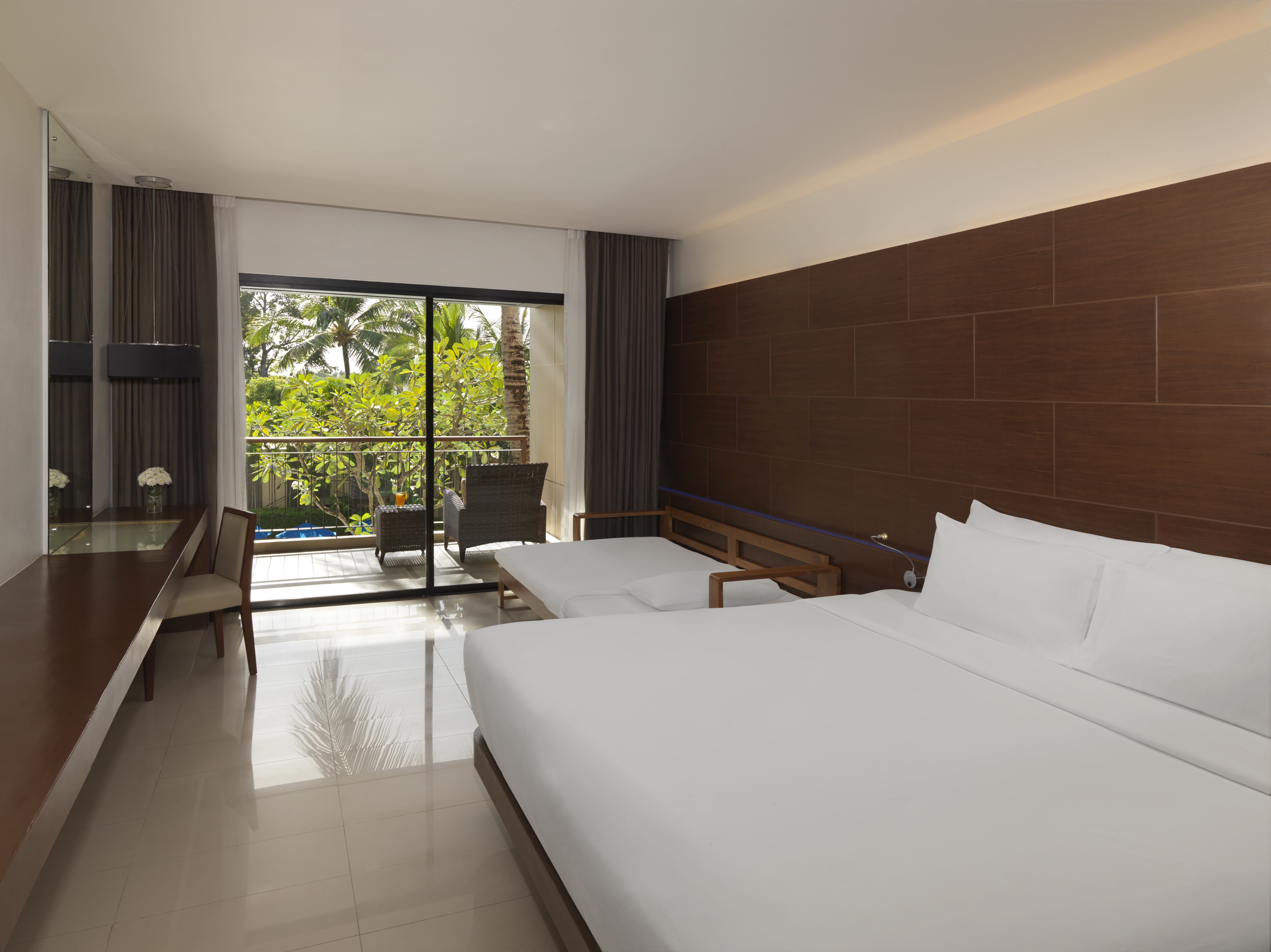 Double Deluxe Pool View