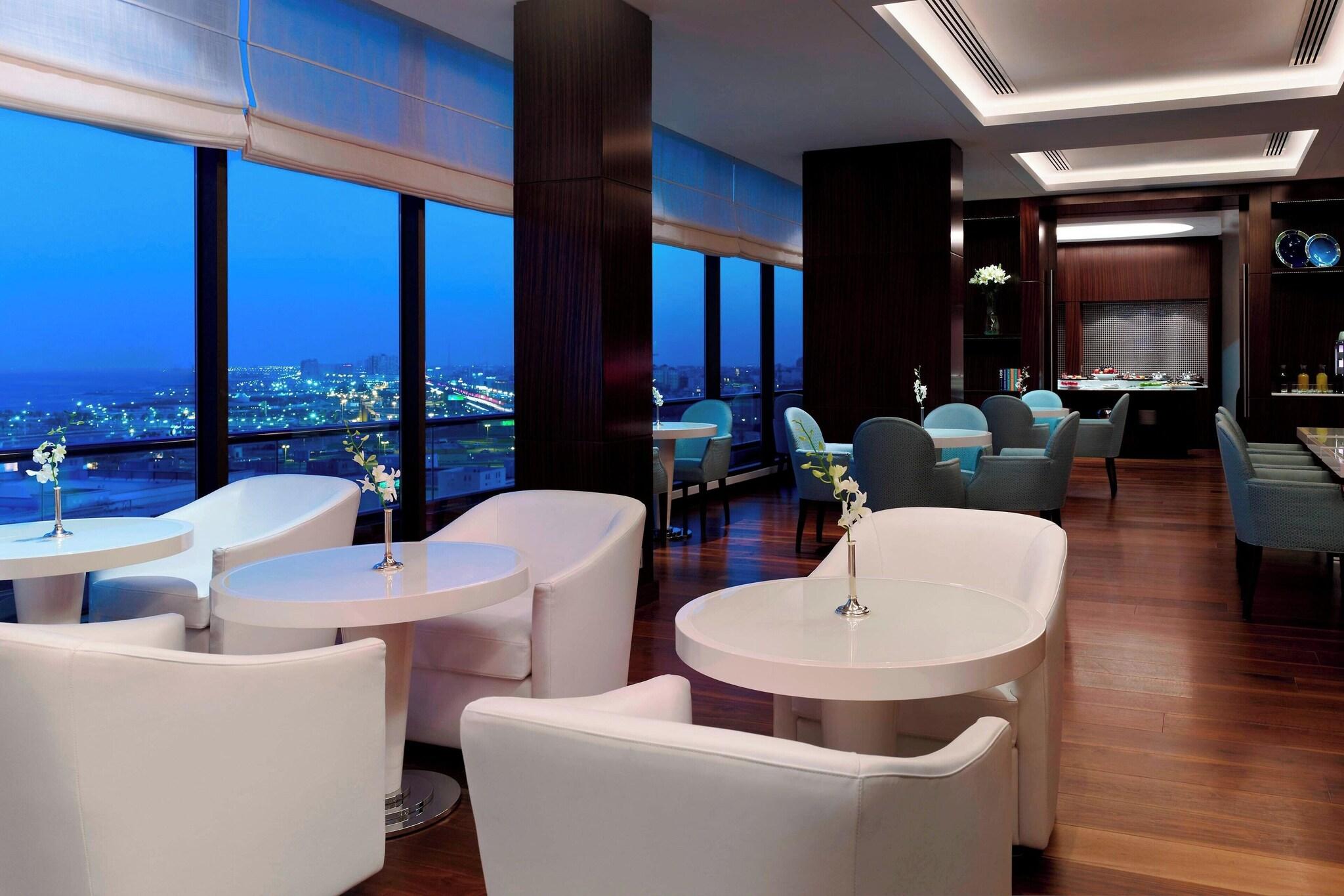 Double Club King Bed