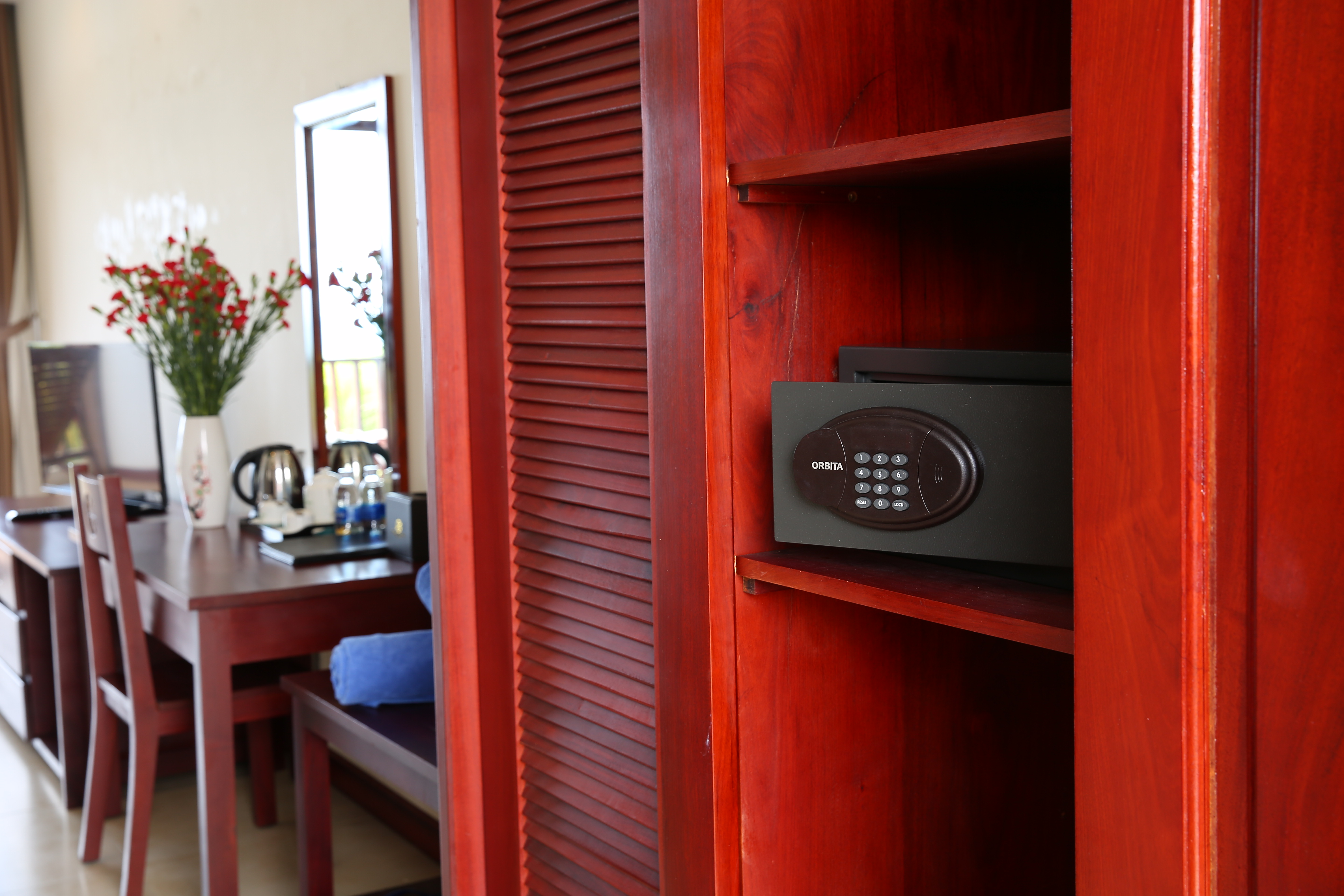 Bungalow Garden View