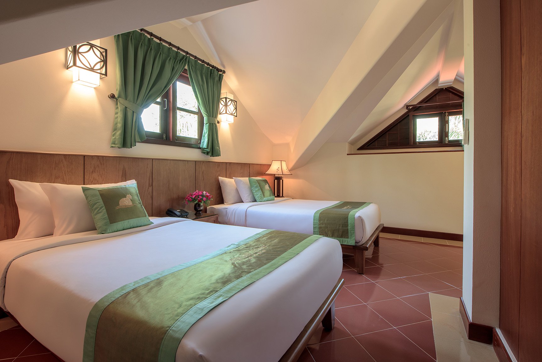 Family Room Garden View