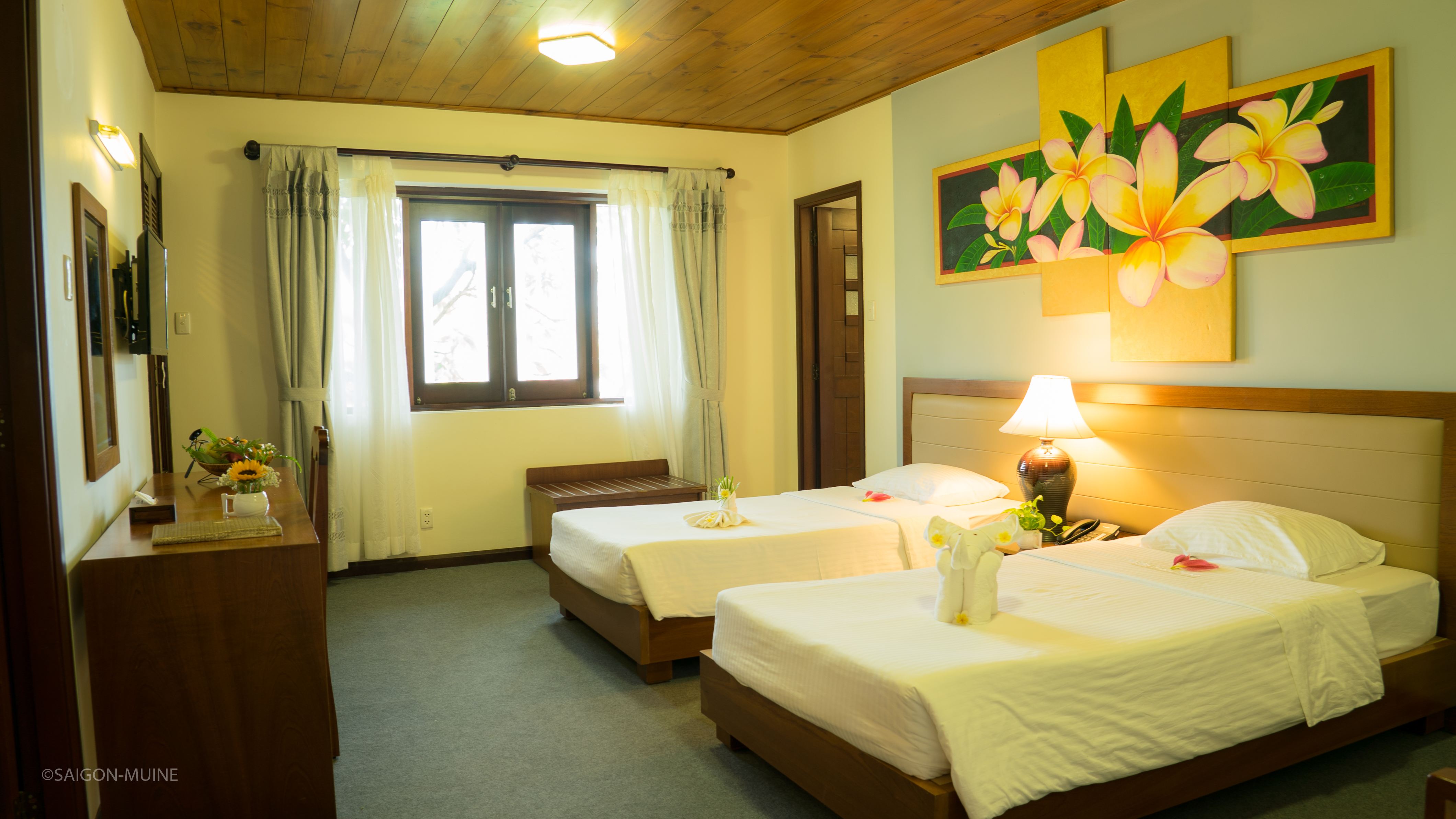 Double or Twin Standard