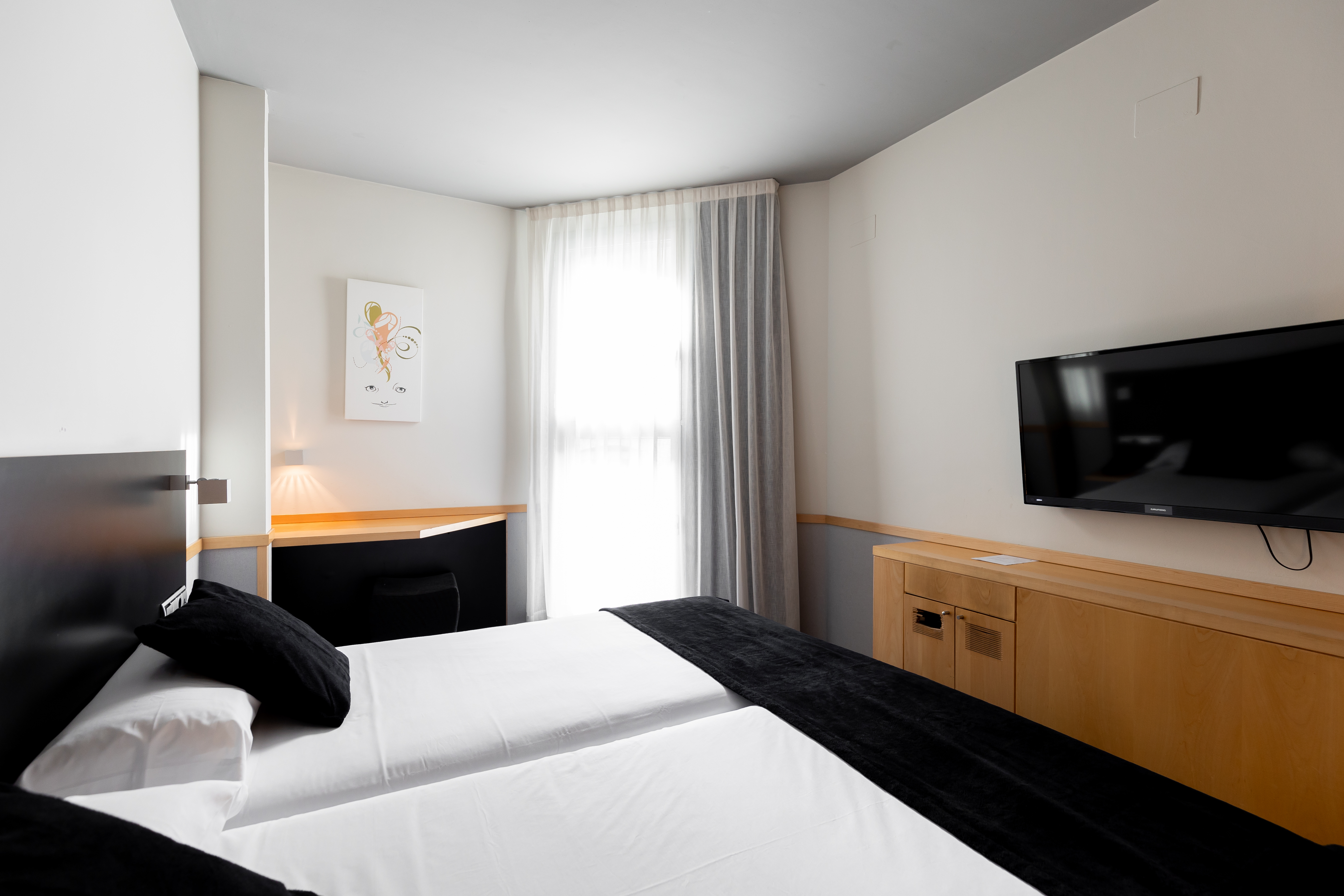 Double or Twin Standard