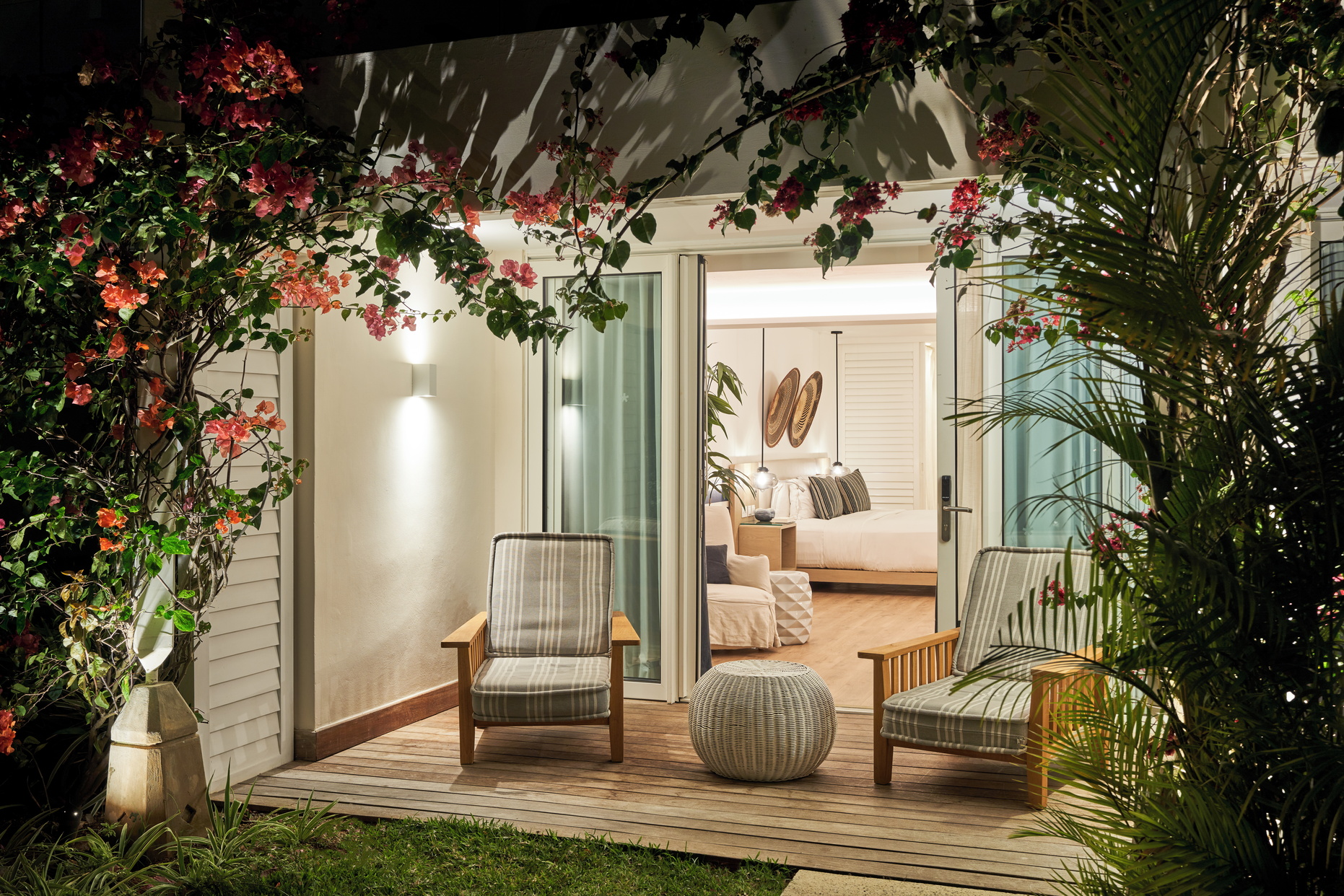 Junior Suite King Size Bed