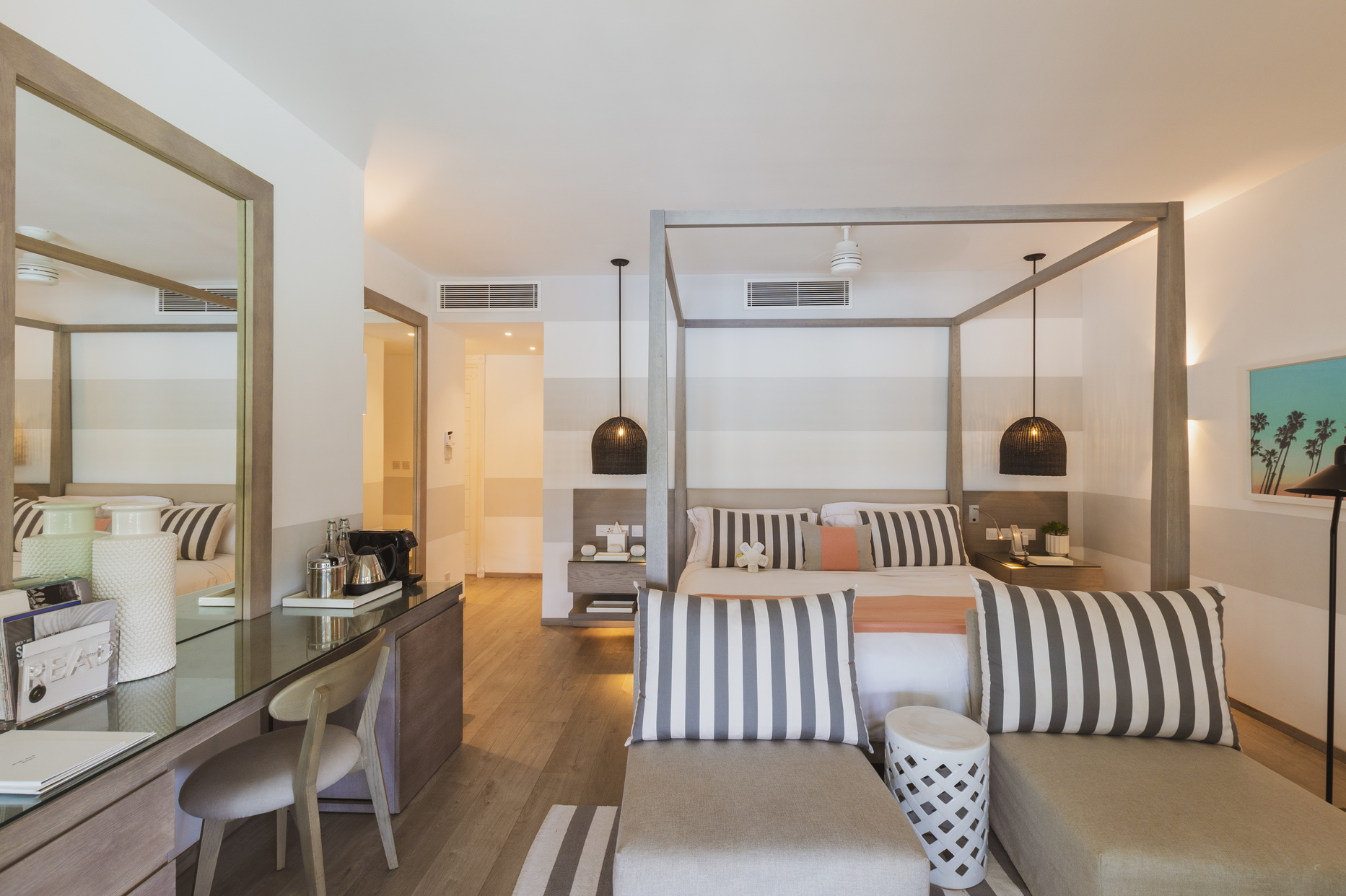 Junior Suite King Size Bed