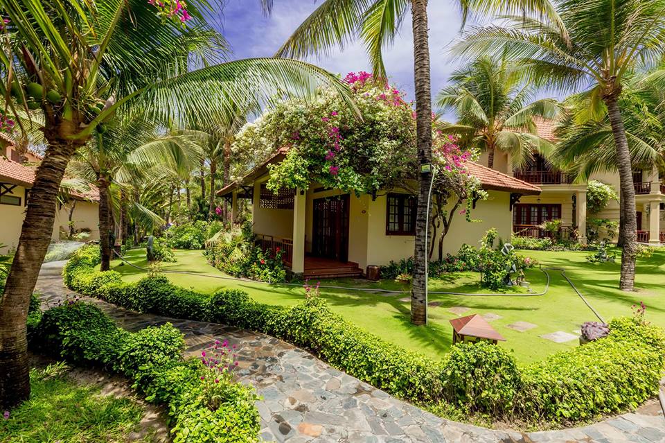 Bungalow Garden View