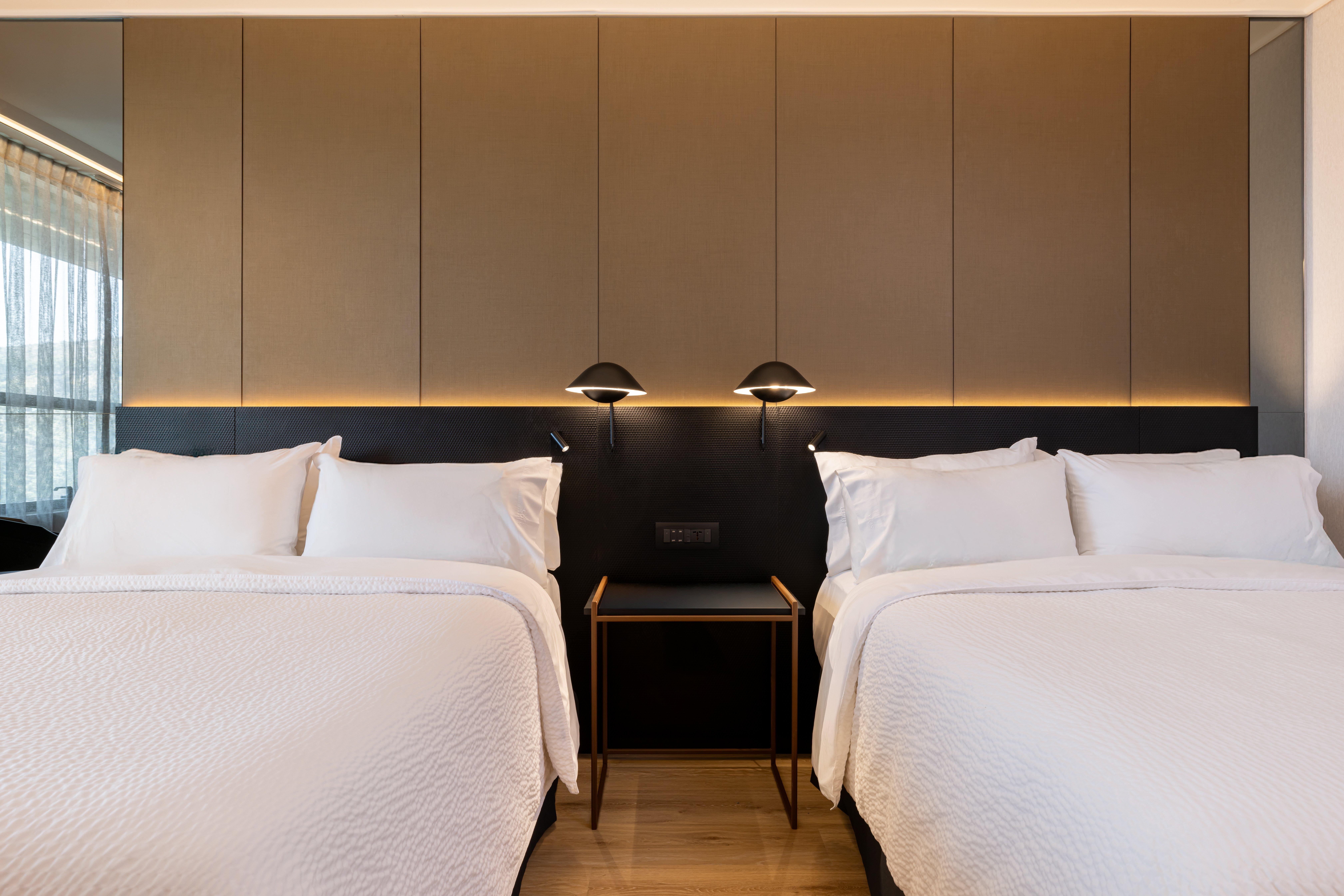 Quadruple Two Queen Beds