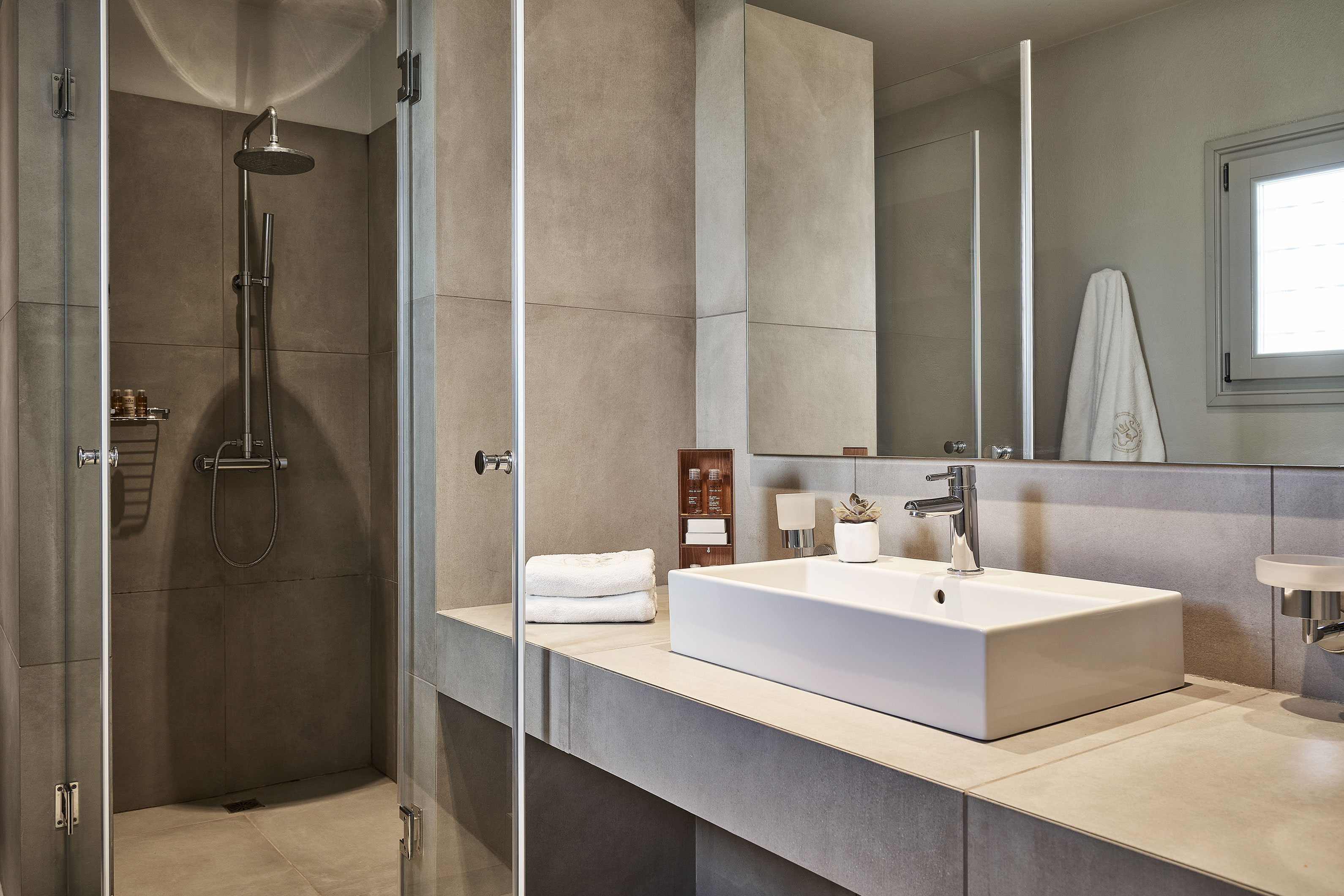 Double or Twin Superior Sea View