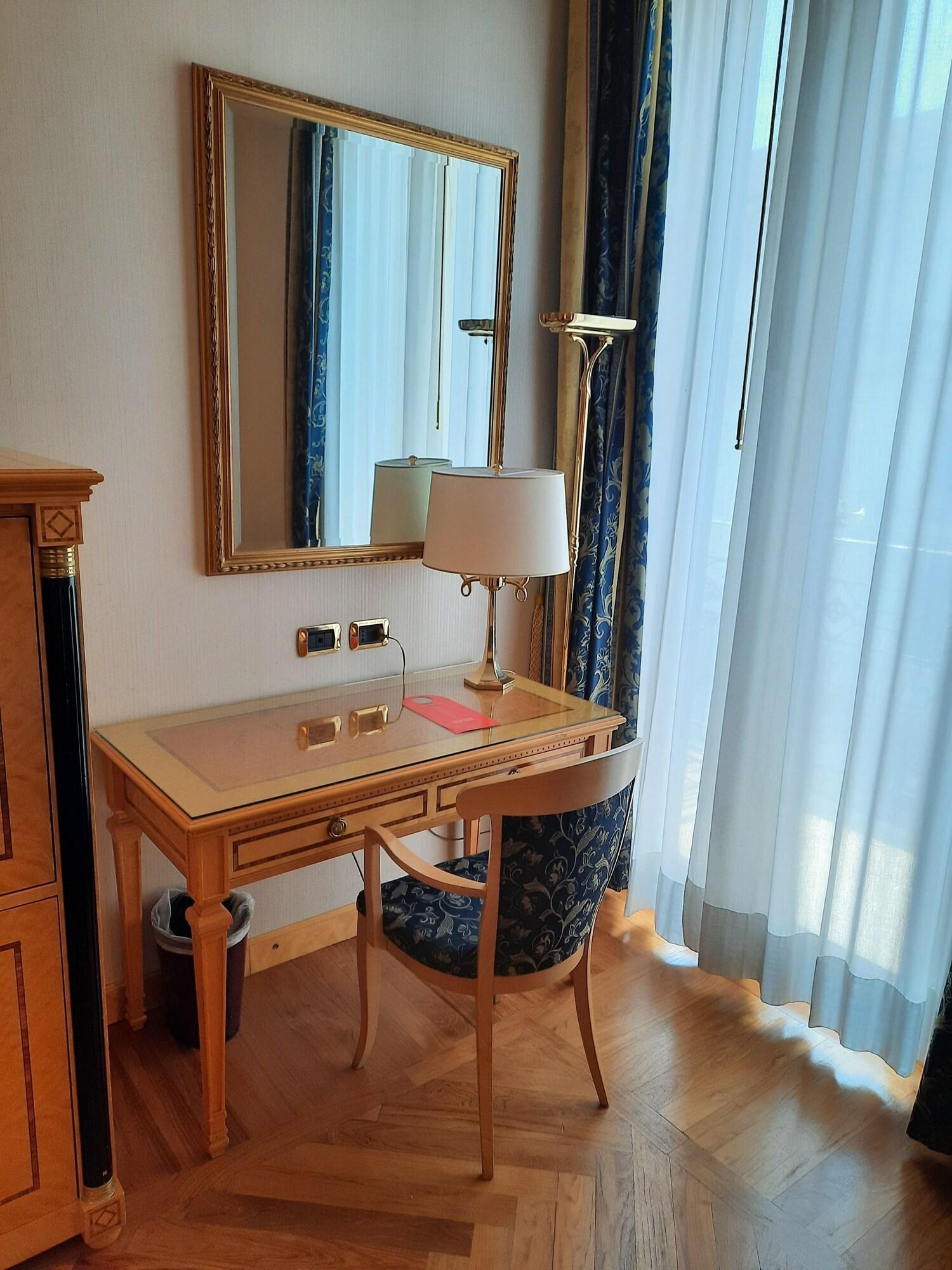 Double or Twin Superior