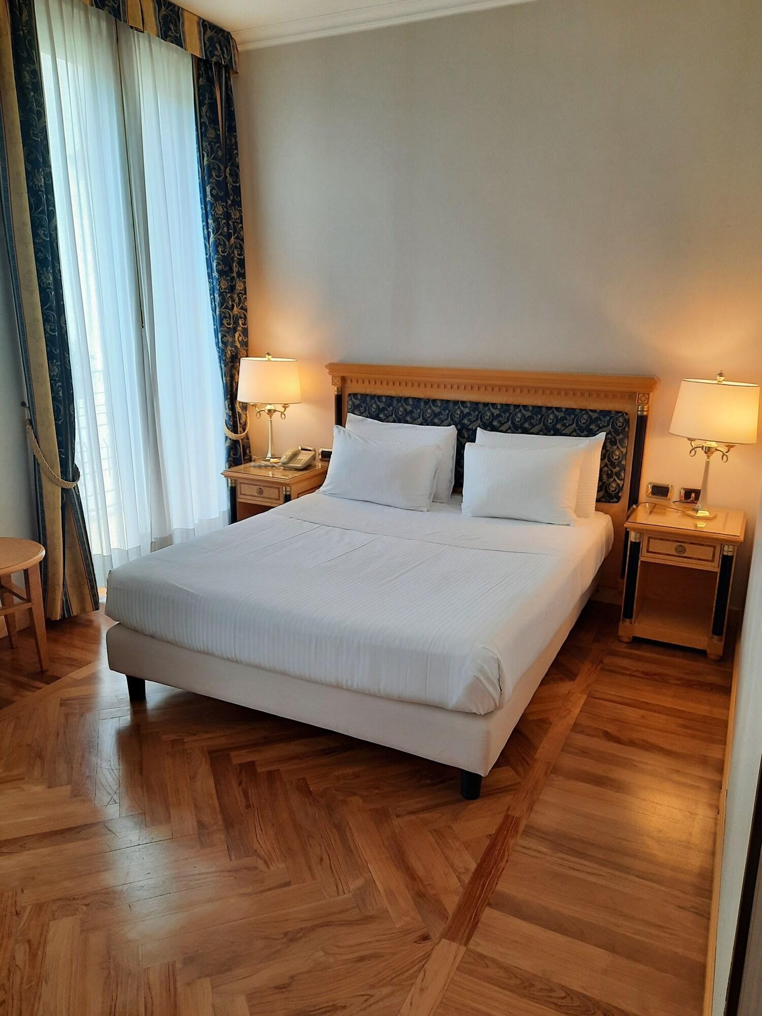 Double or Twin Superior