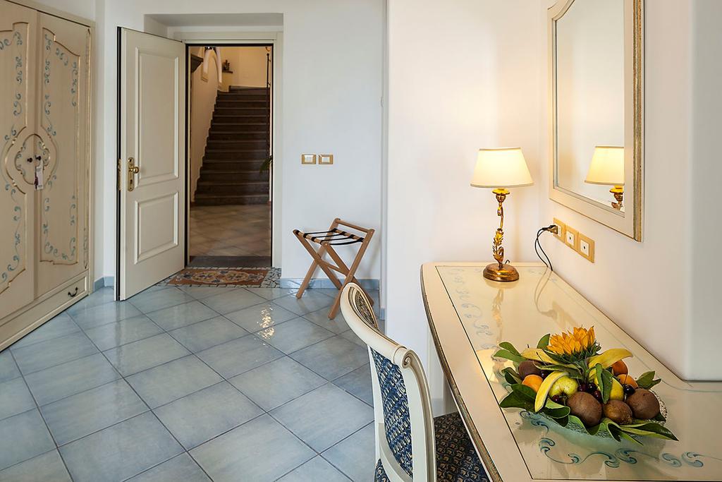 Junior Suite Sea View with Balcony