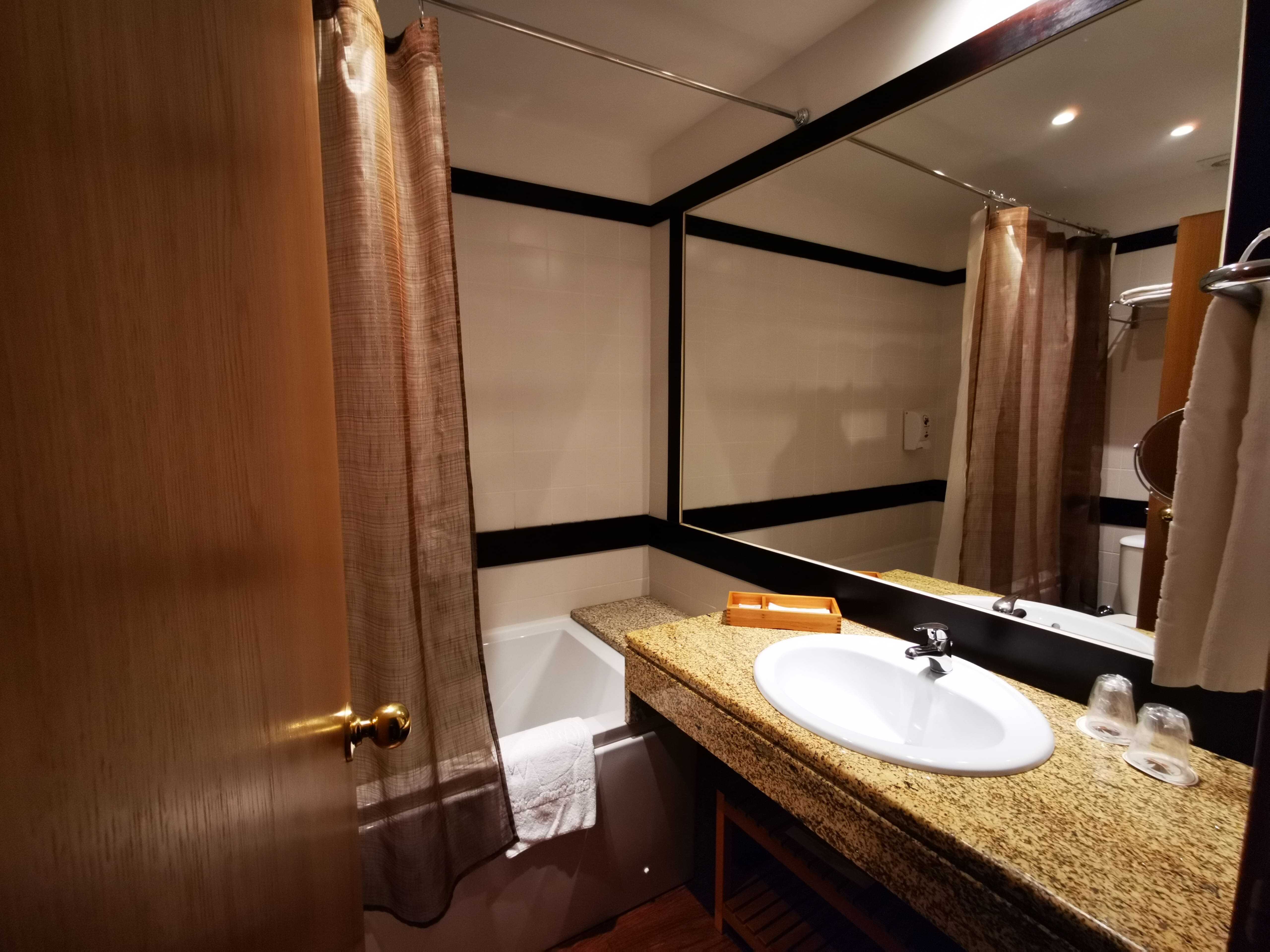 Double or Twin with Views