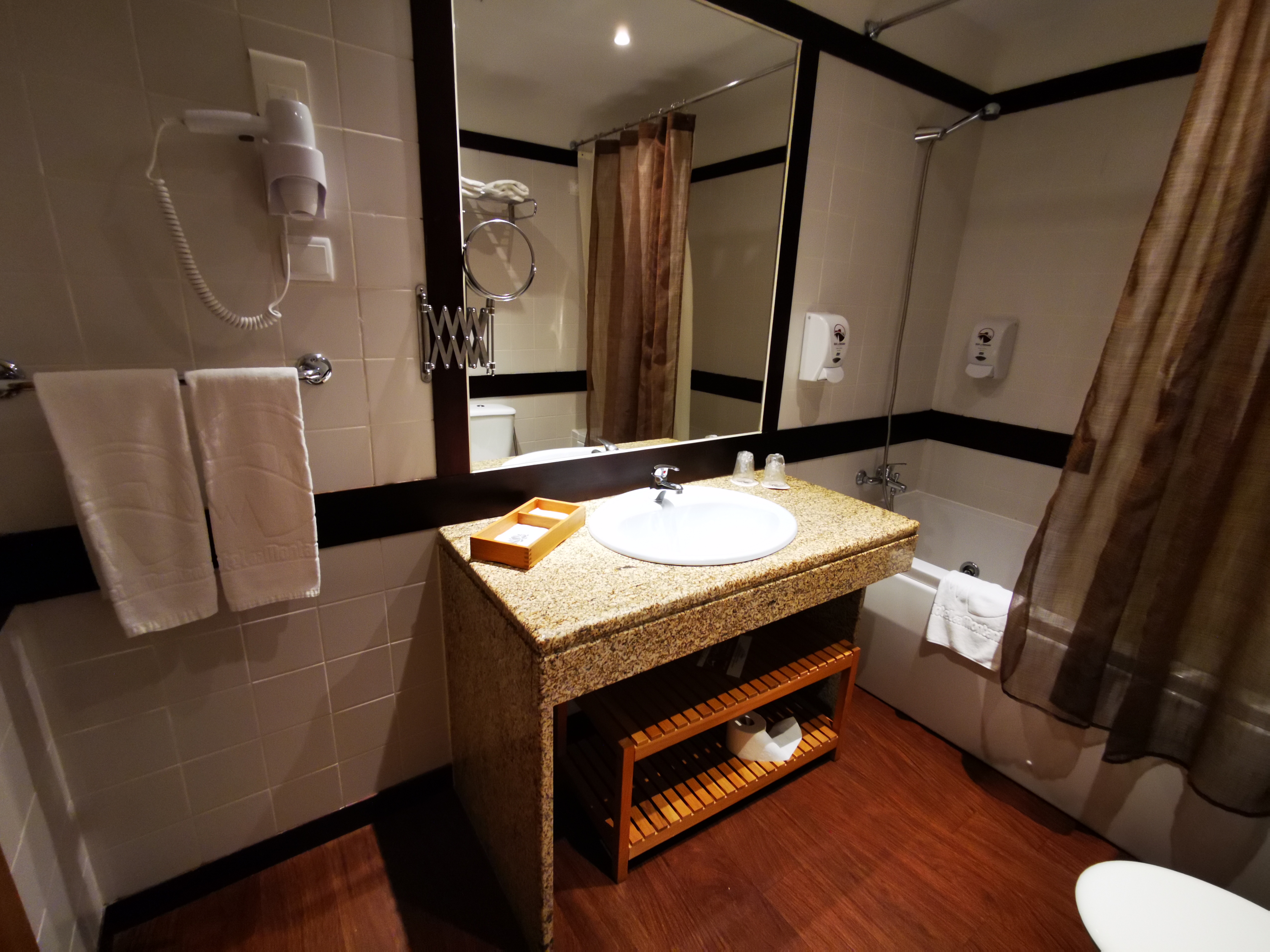 Junior Suite with Views