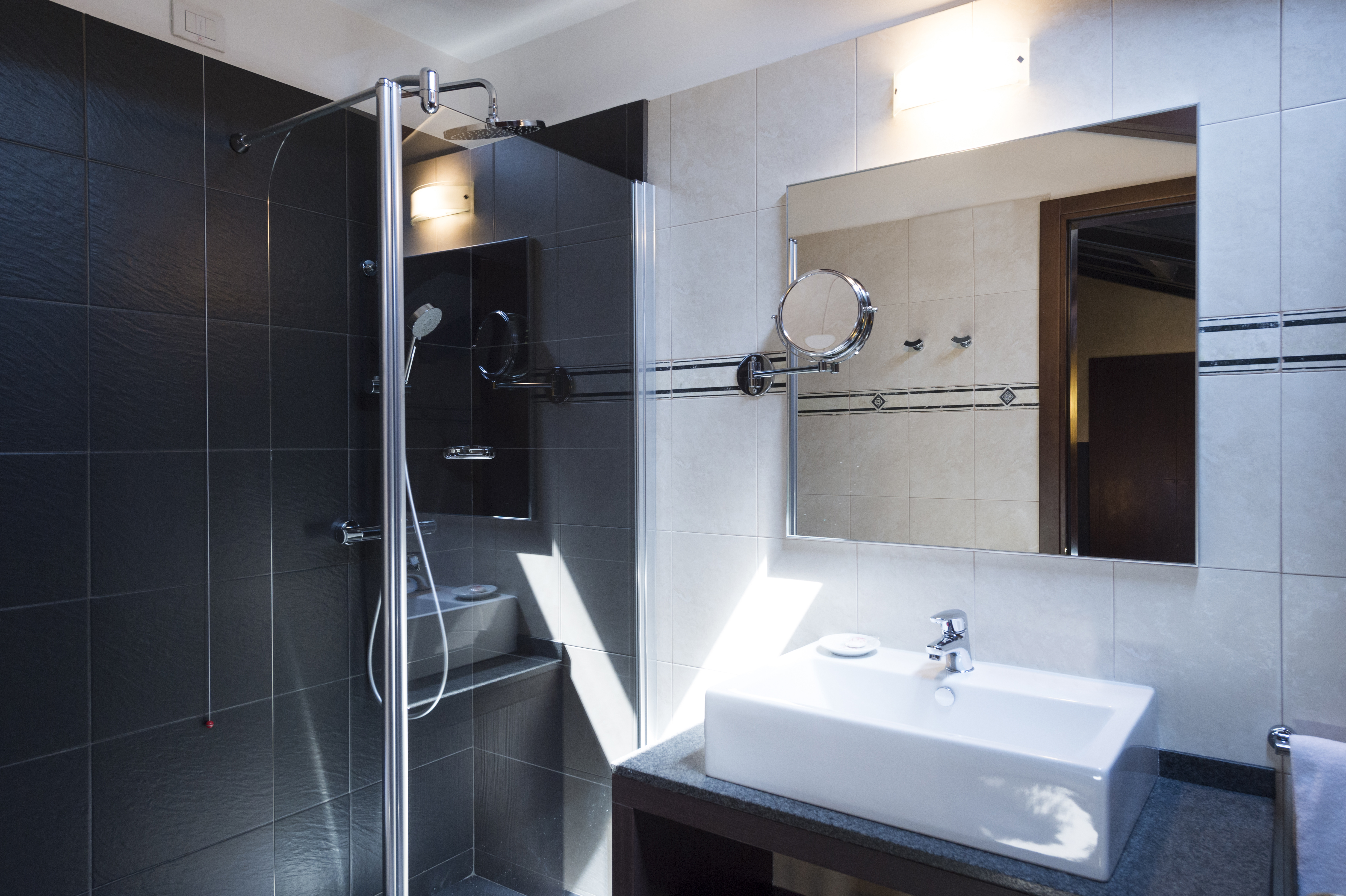 Double or Twin Deluxe