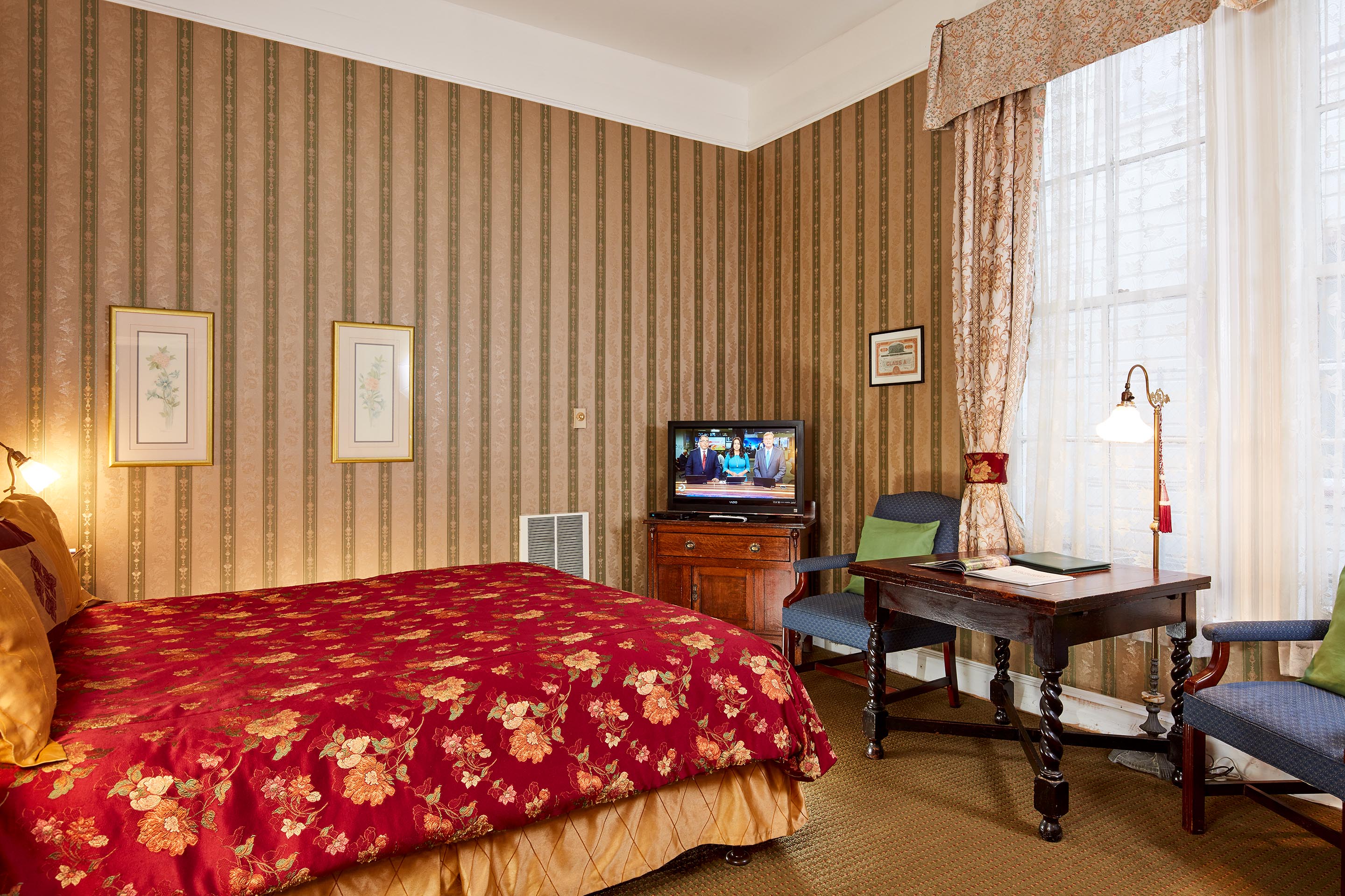 Room Classic King Bed