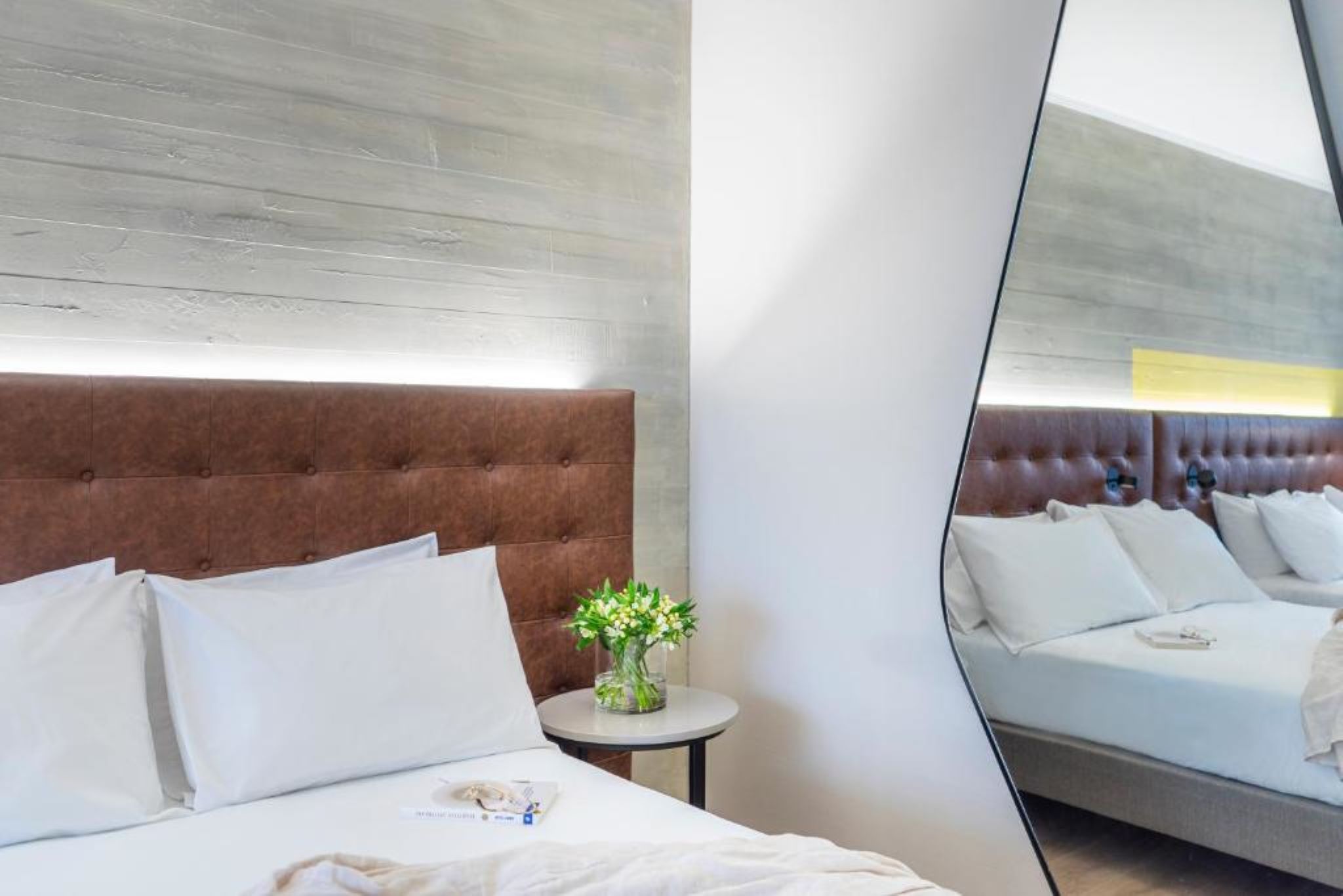 Double Queen Size Bed