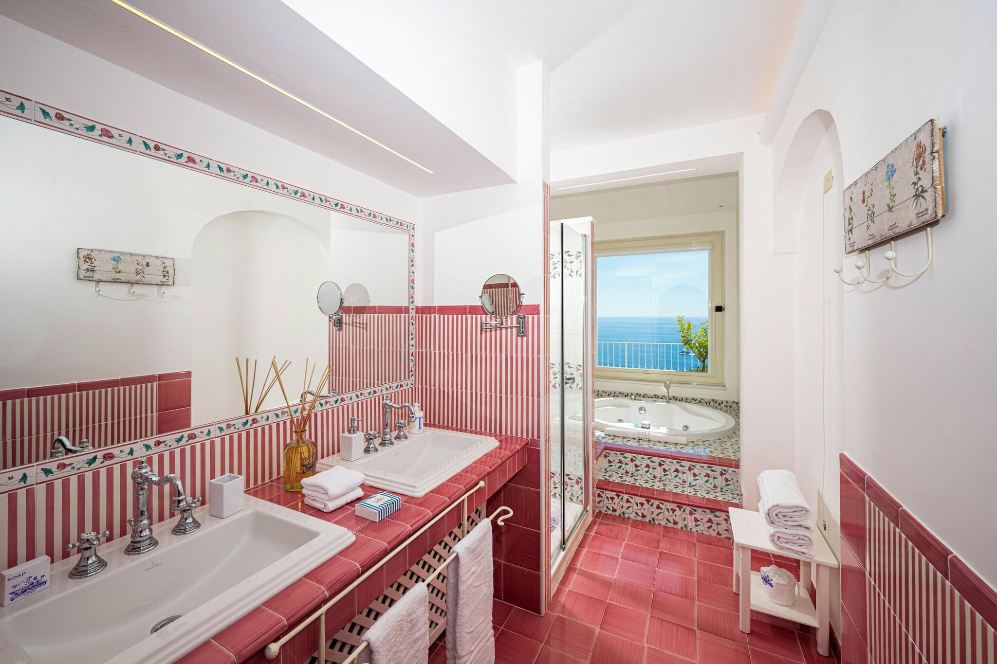 Suite Sea View King Bed