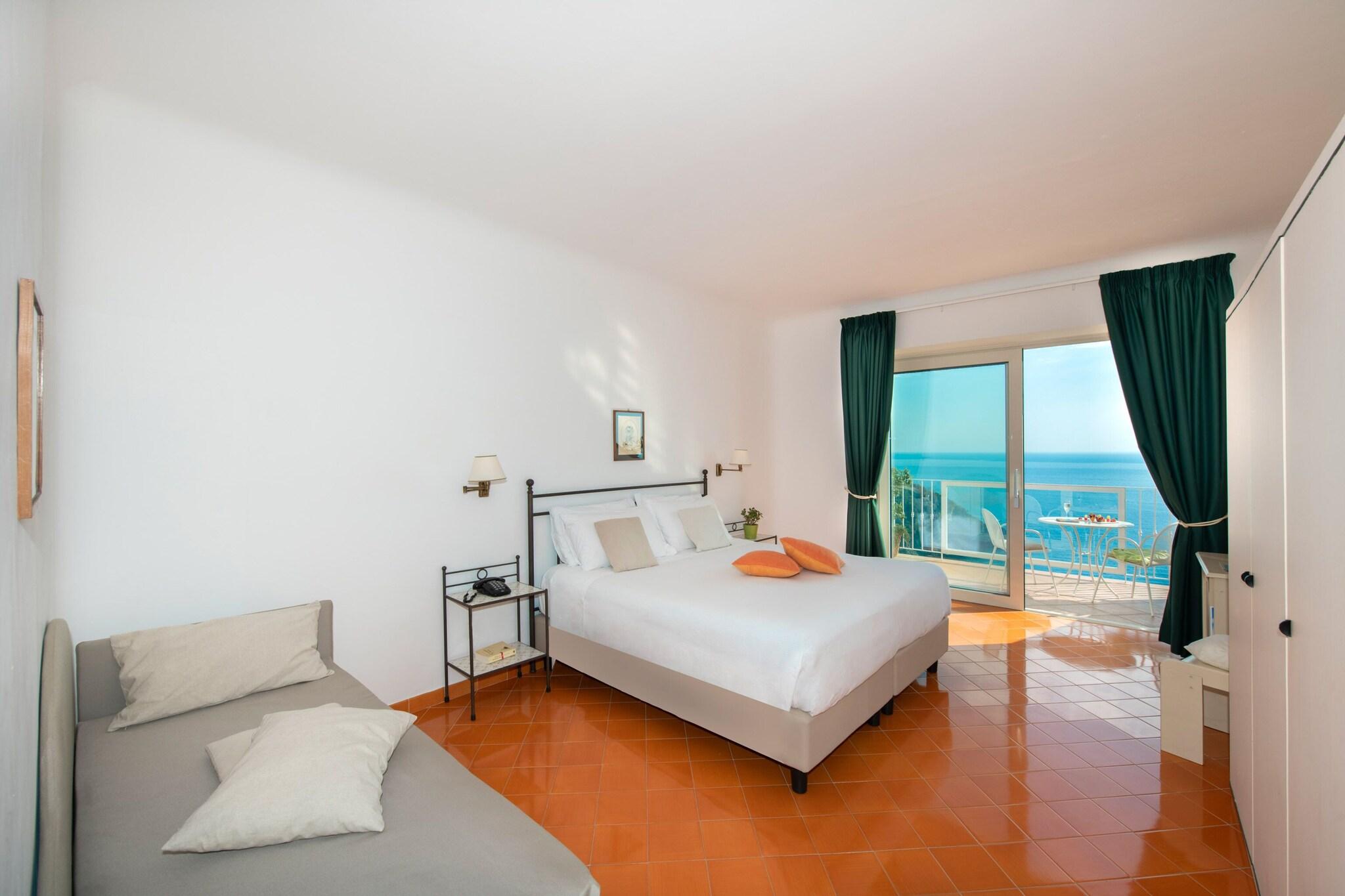 Triple Deluxe Sea View with Balcony