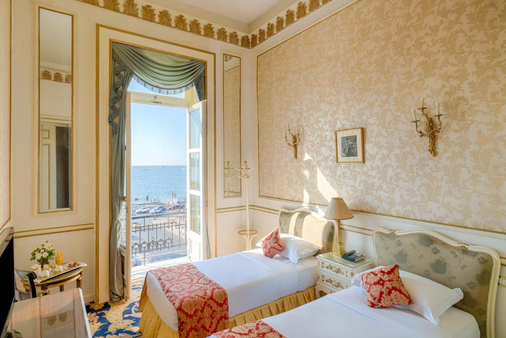 Double or Twin Superior Sea View