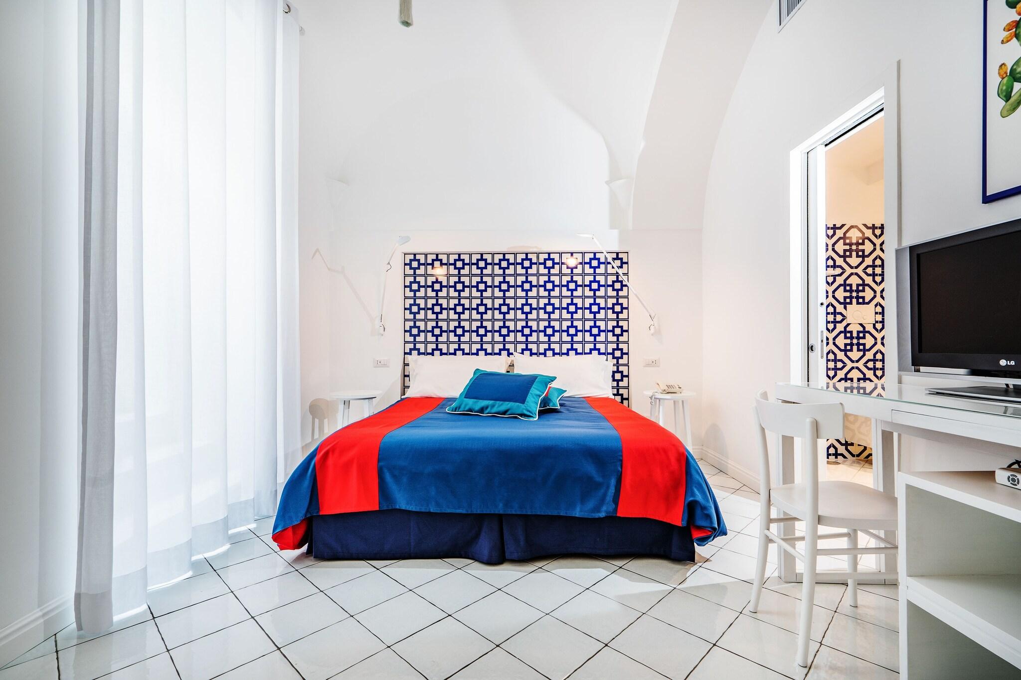 Double Queen Size Bed