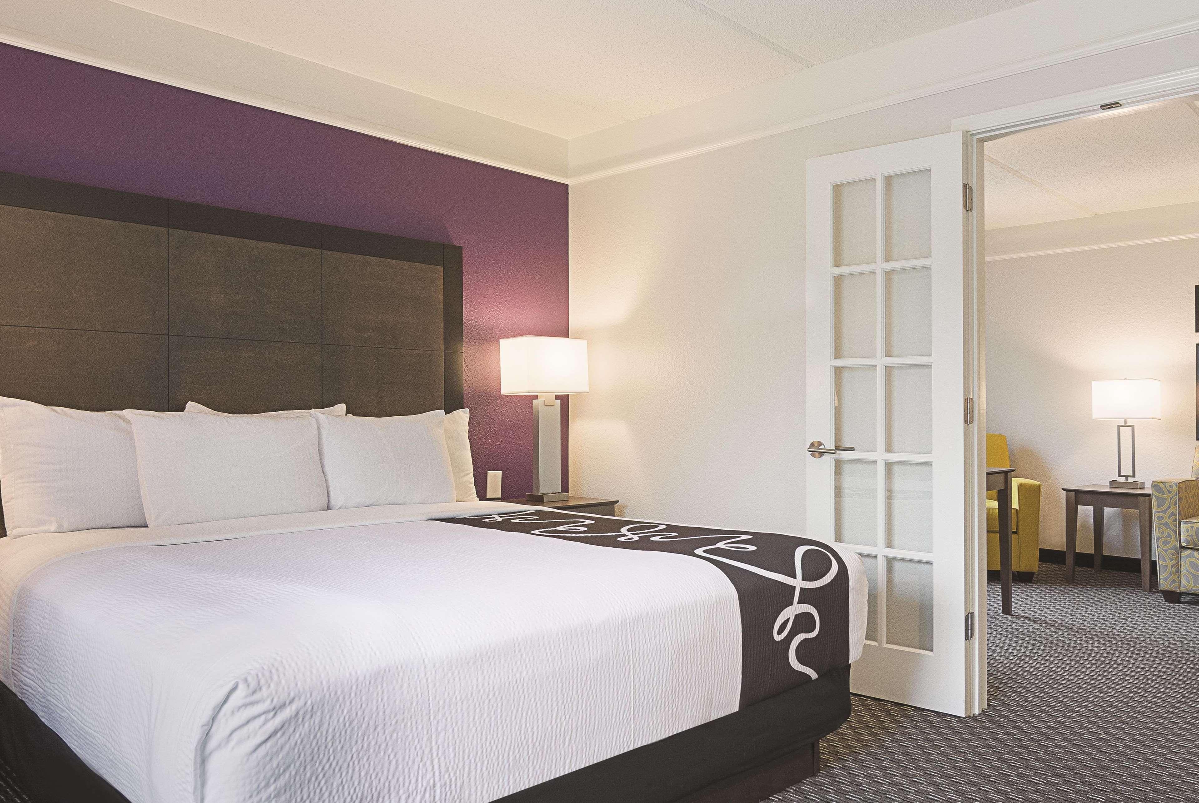 Suite King Bed Non Smoking