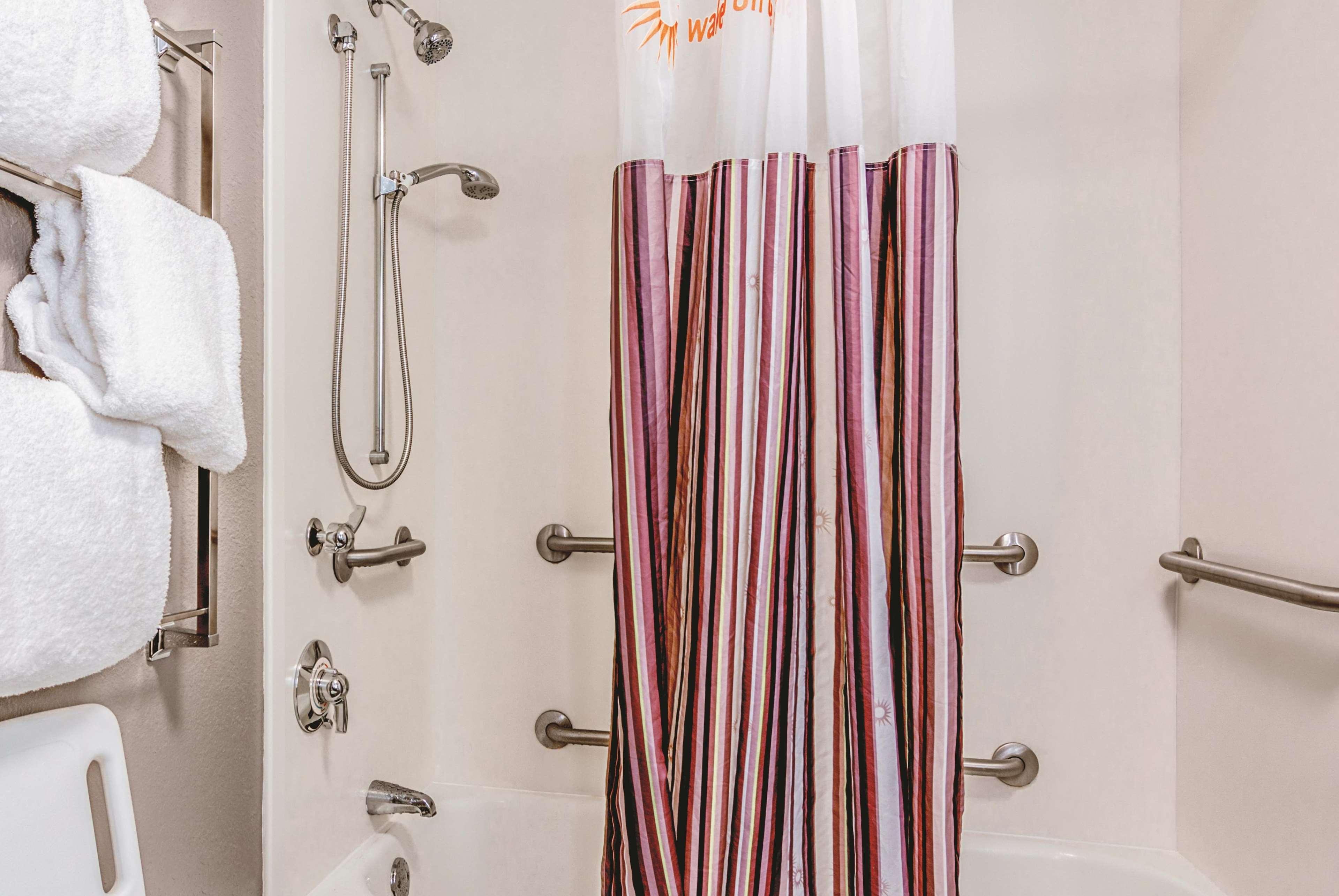 Room Two Double Beds Non Smoking