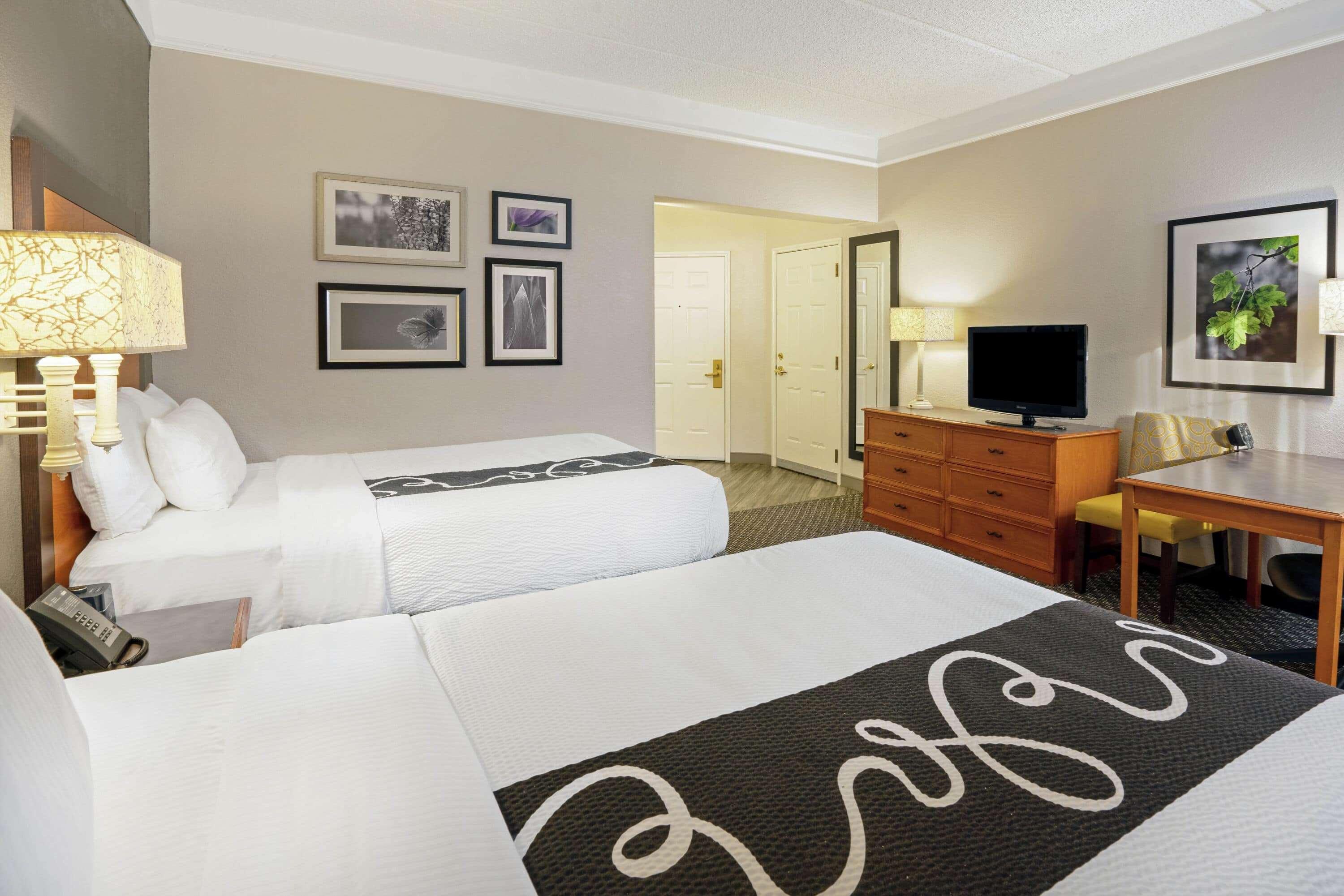 Room Two Double Beds