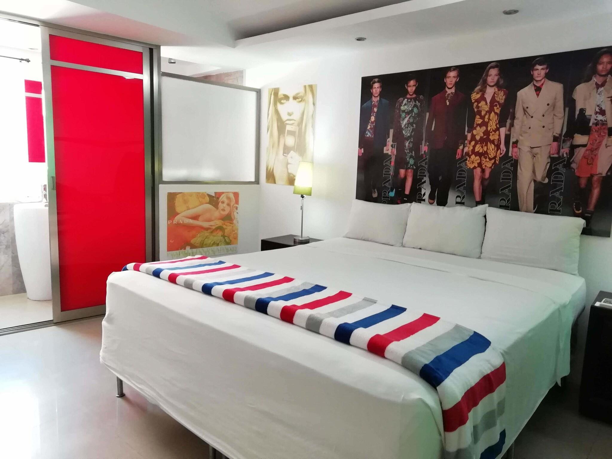 Double King Size Bed