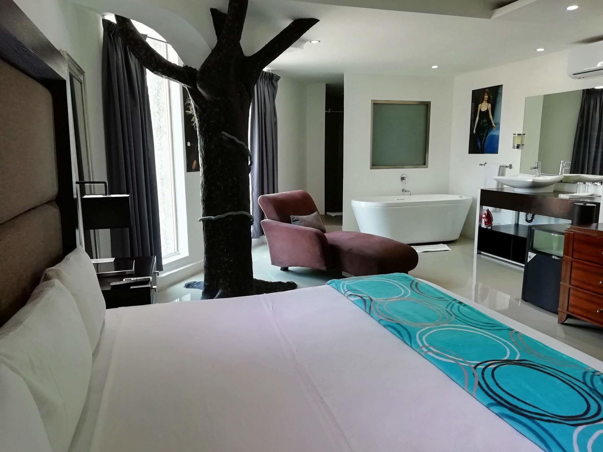 Double King Size Bed