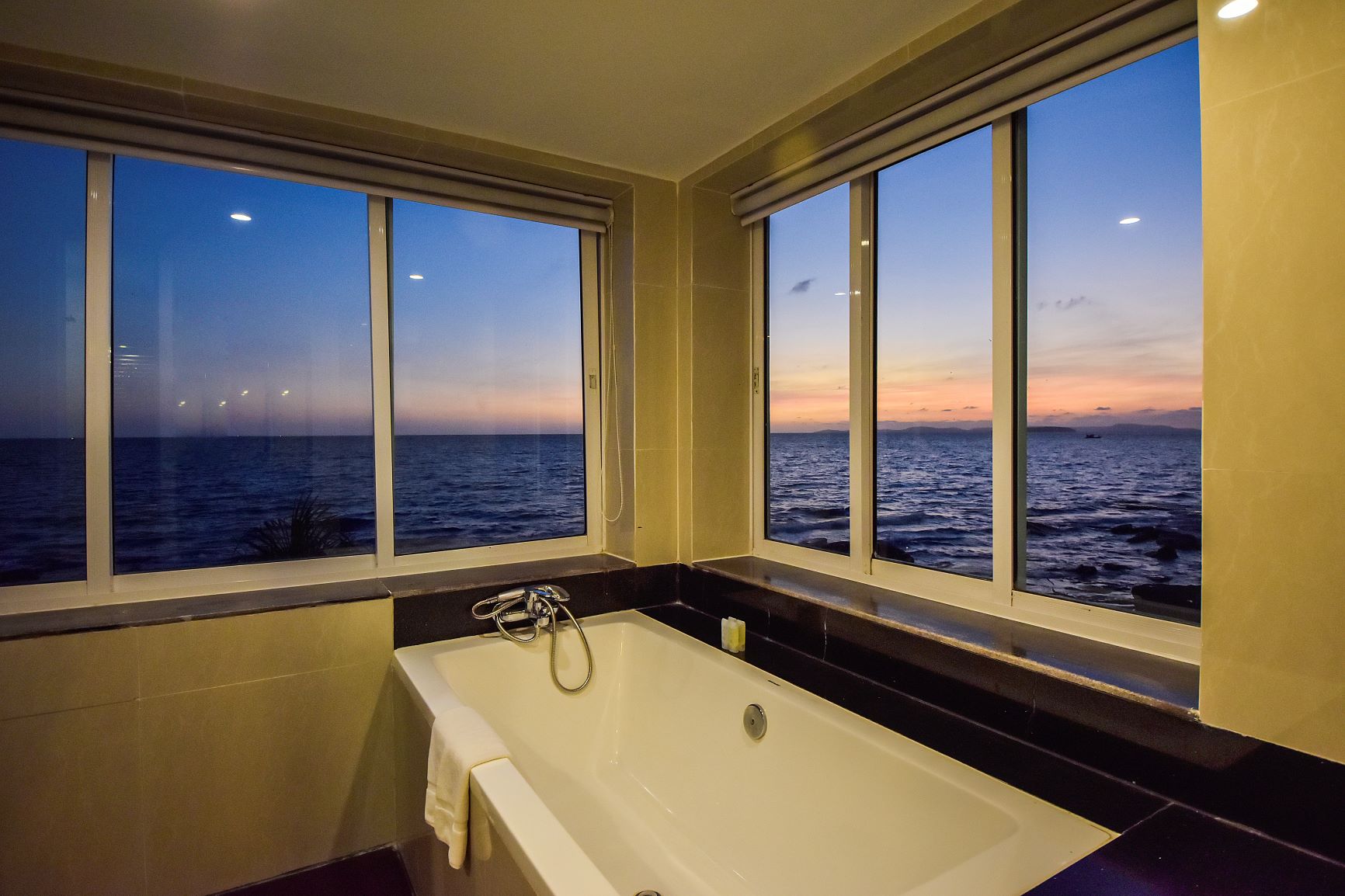 Double One Bedroom One Bathroom