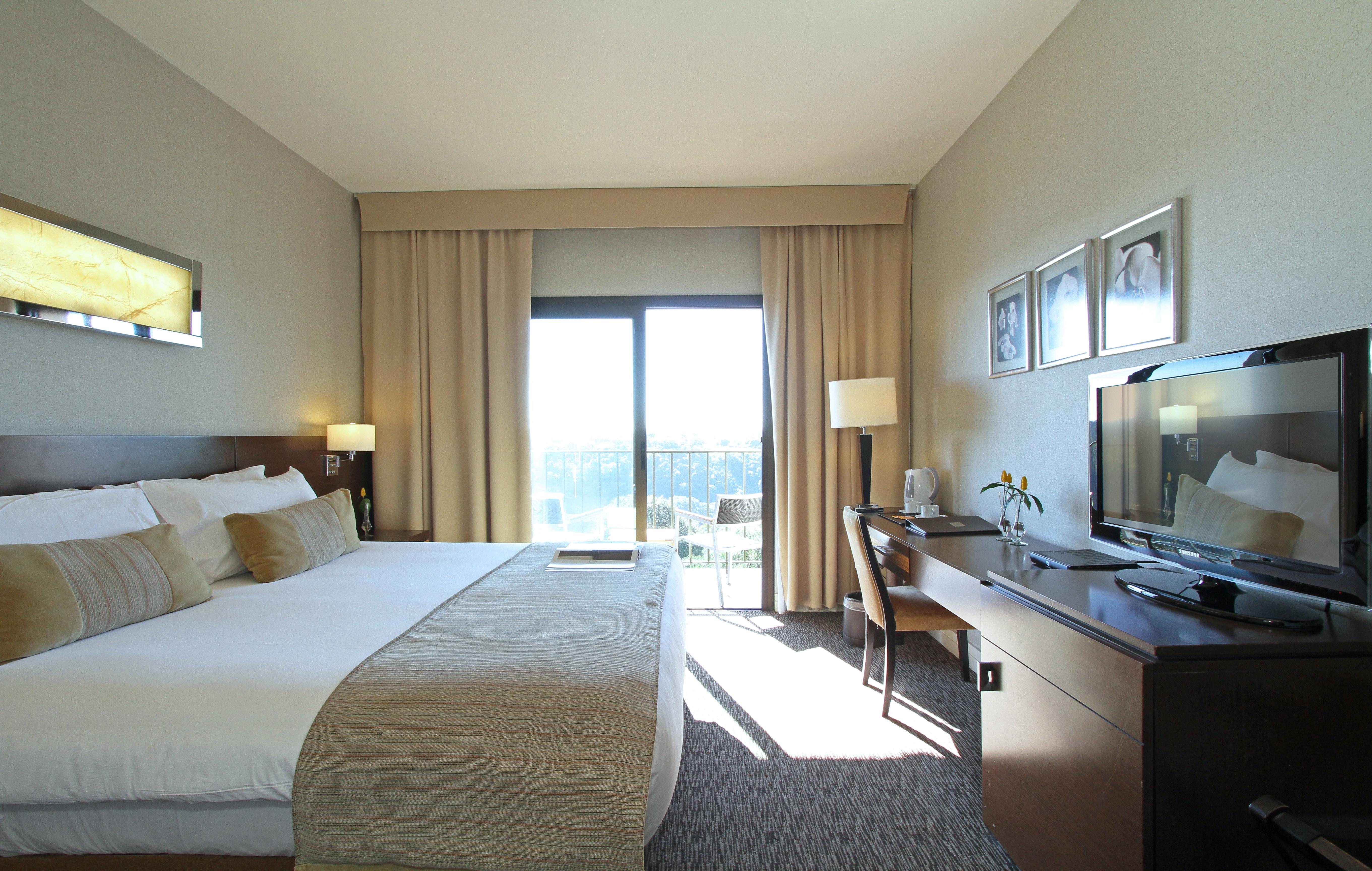 Double Superior River View