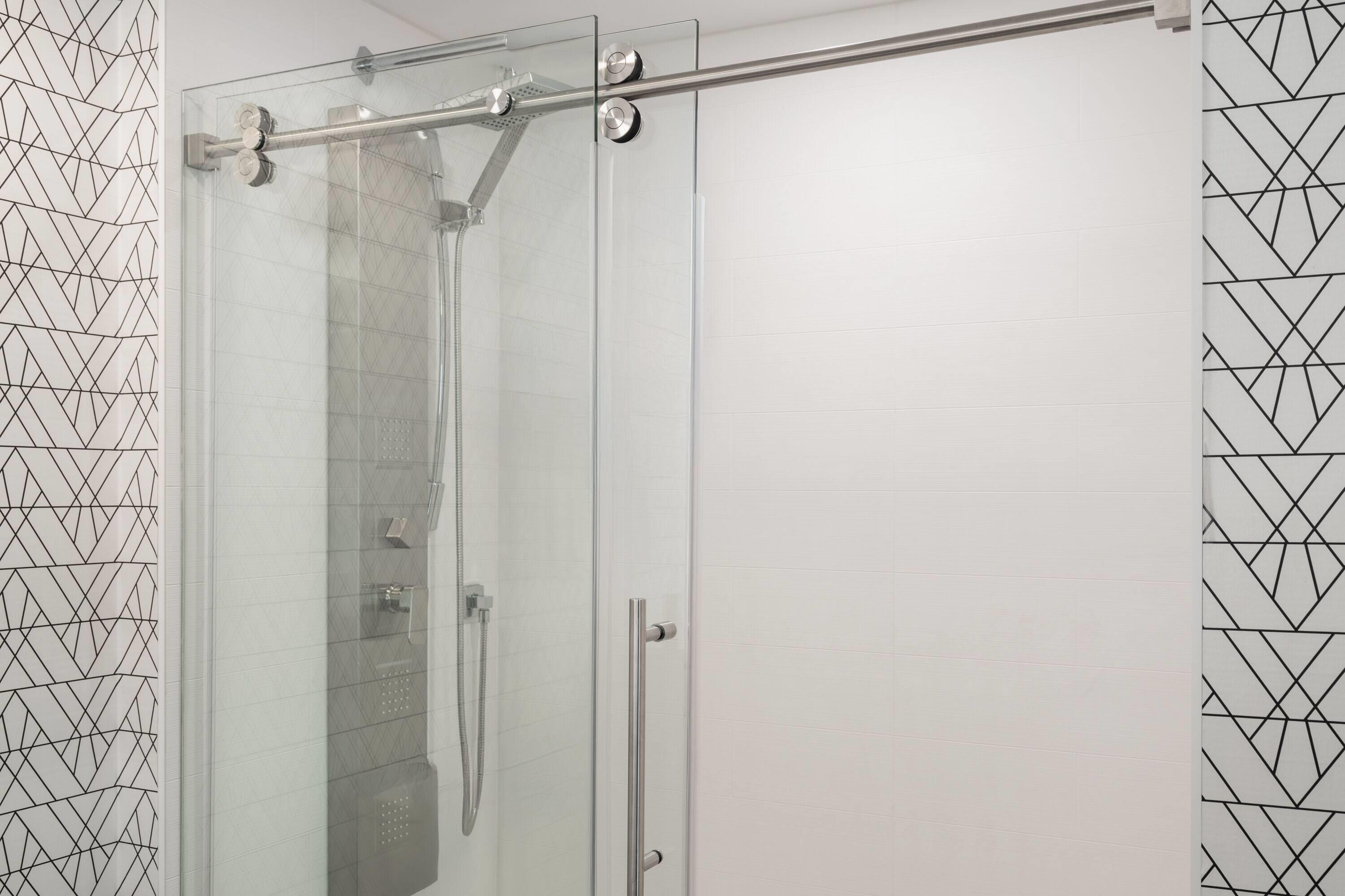 Studio King Size Bed