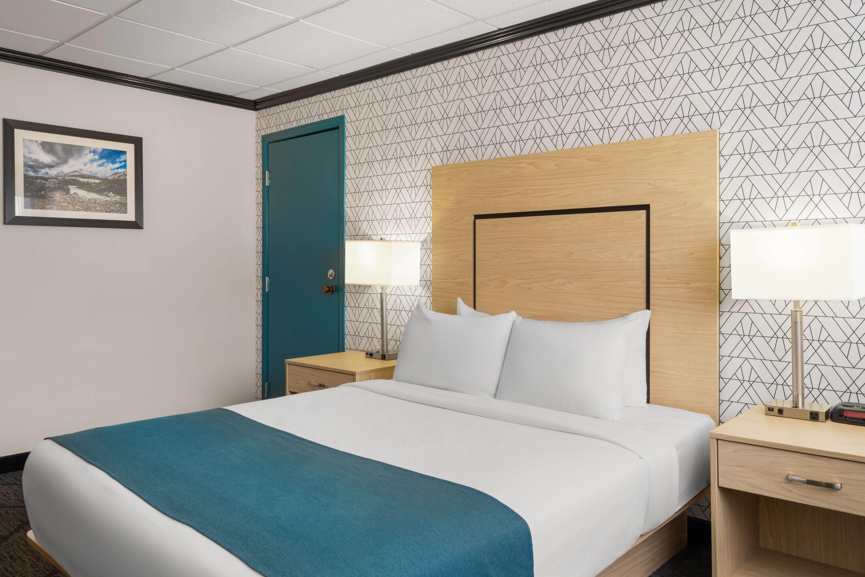 Double Queen Size Bed